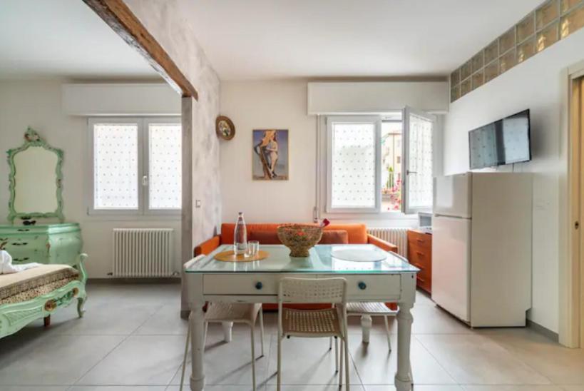 Triple Room with Private Bathroom - Photo 9