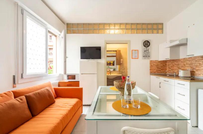 Triple Room with Private Bathroom - Photo 3