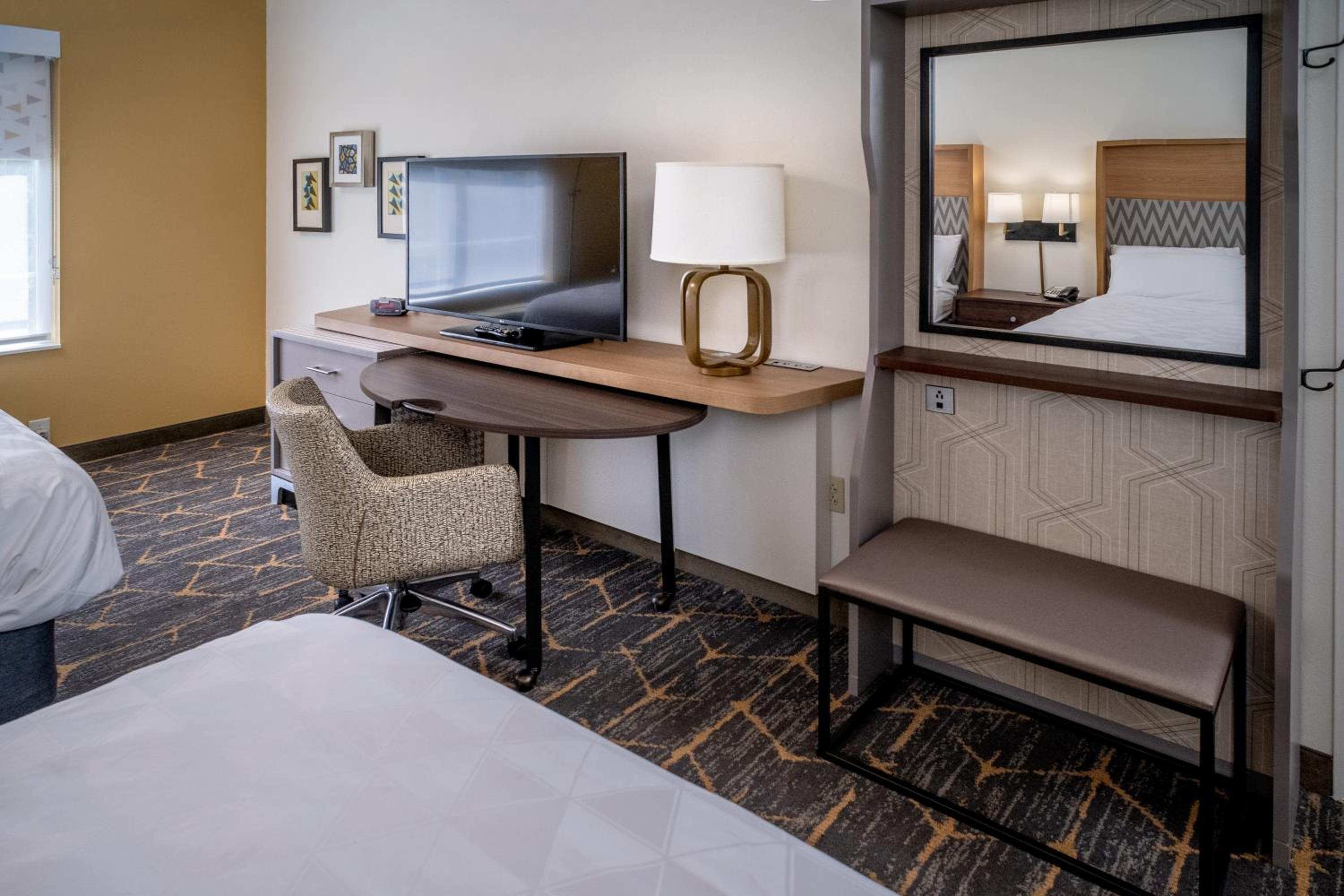 Standard Room with Two Queen Beds
