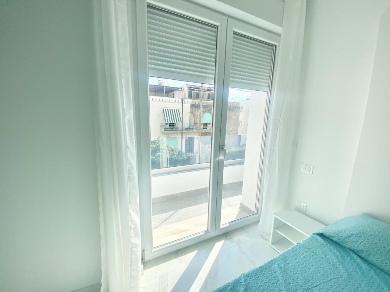 Double Room with Balcony and Sea View photo 2