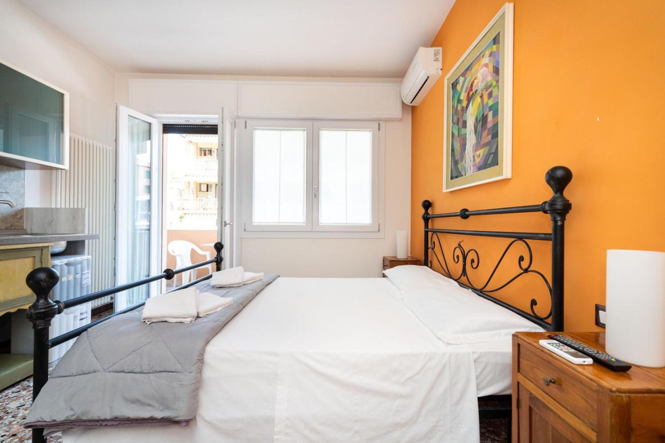 Studio with Terrace - Photo 27