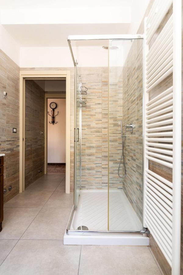 Studio with Terrace - Photo 9