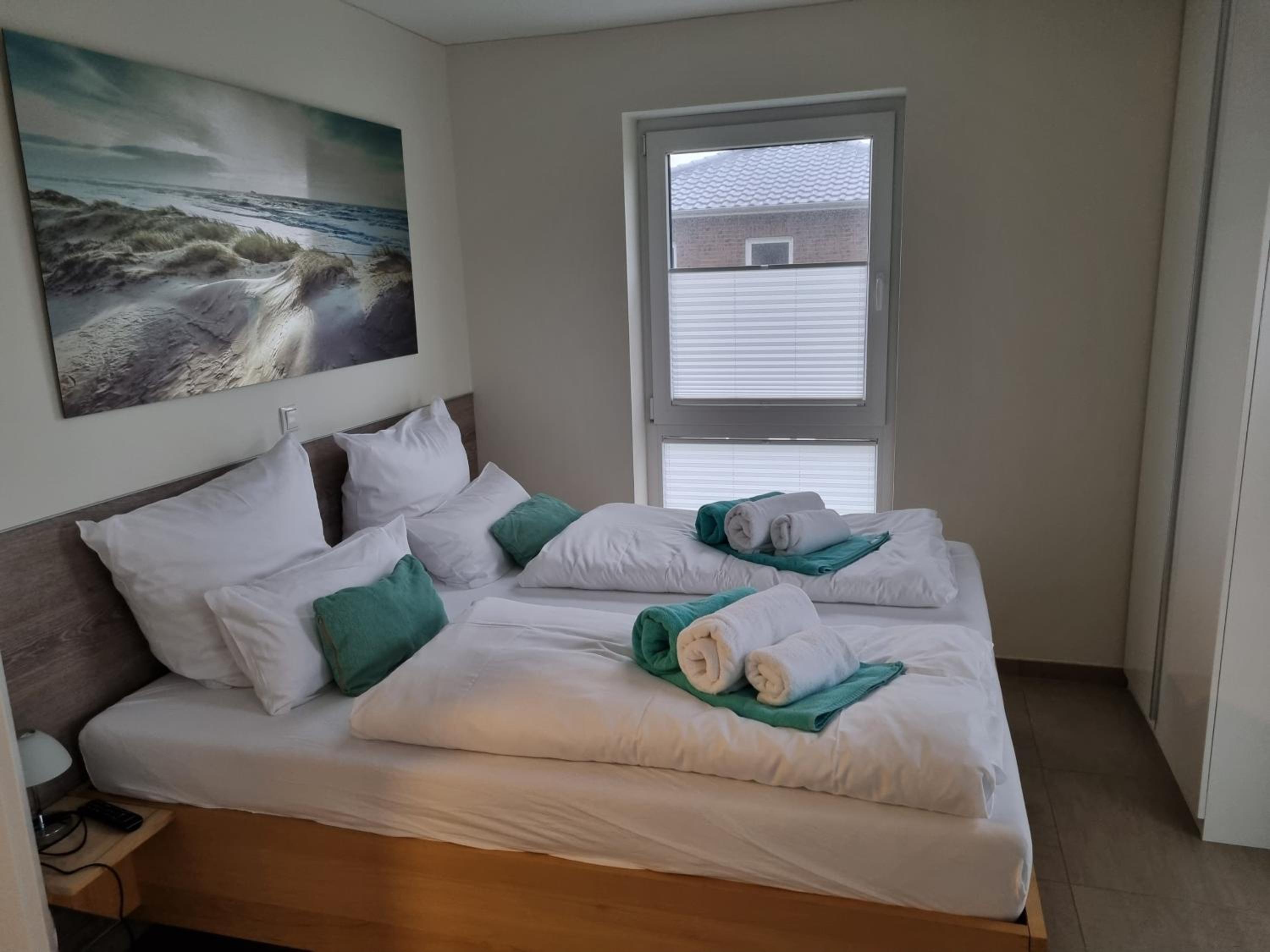 Three-Bedroom House photo 1