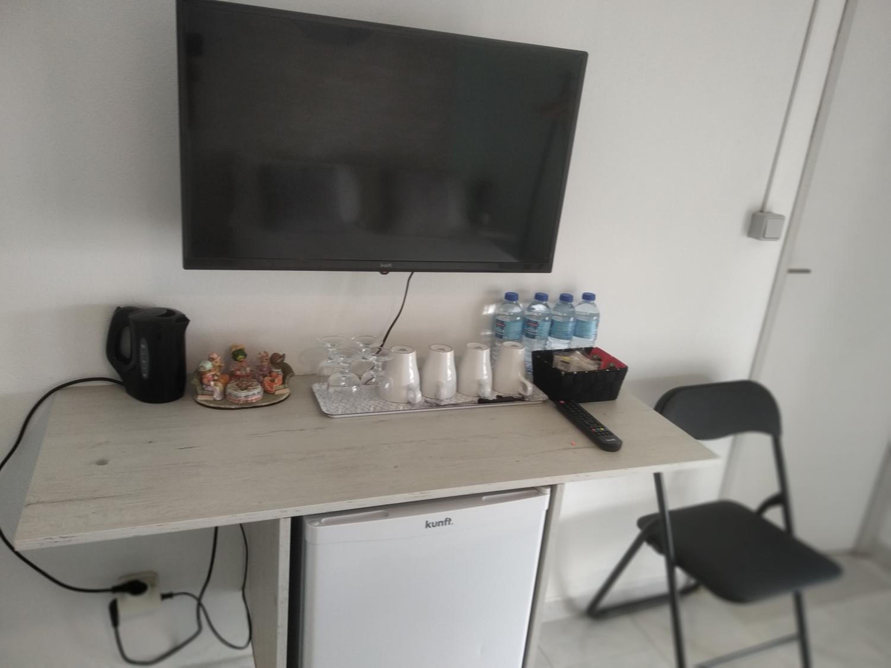 Large Double Room photo 2