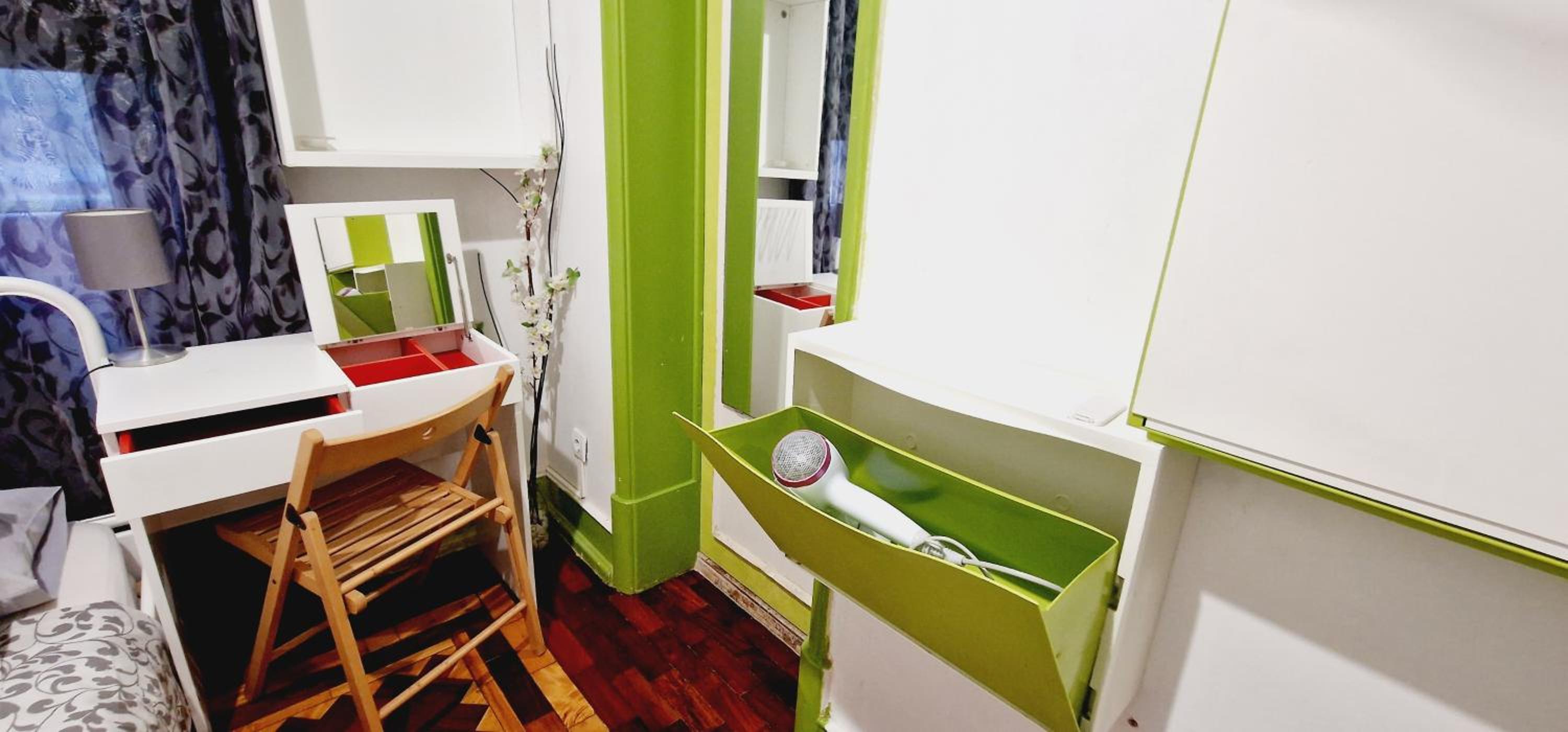 Double Room with Private Bathroom - Photo 20