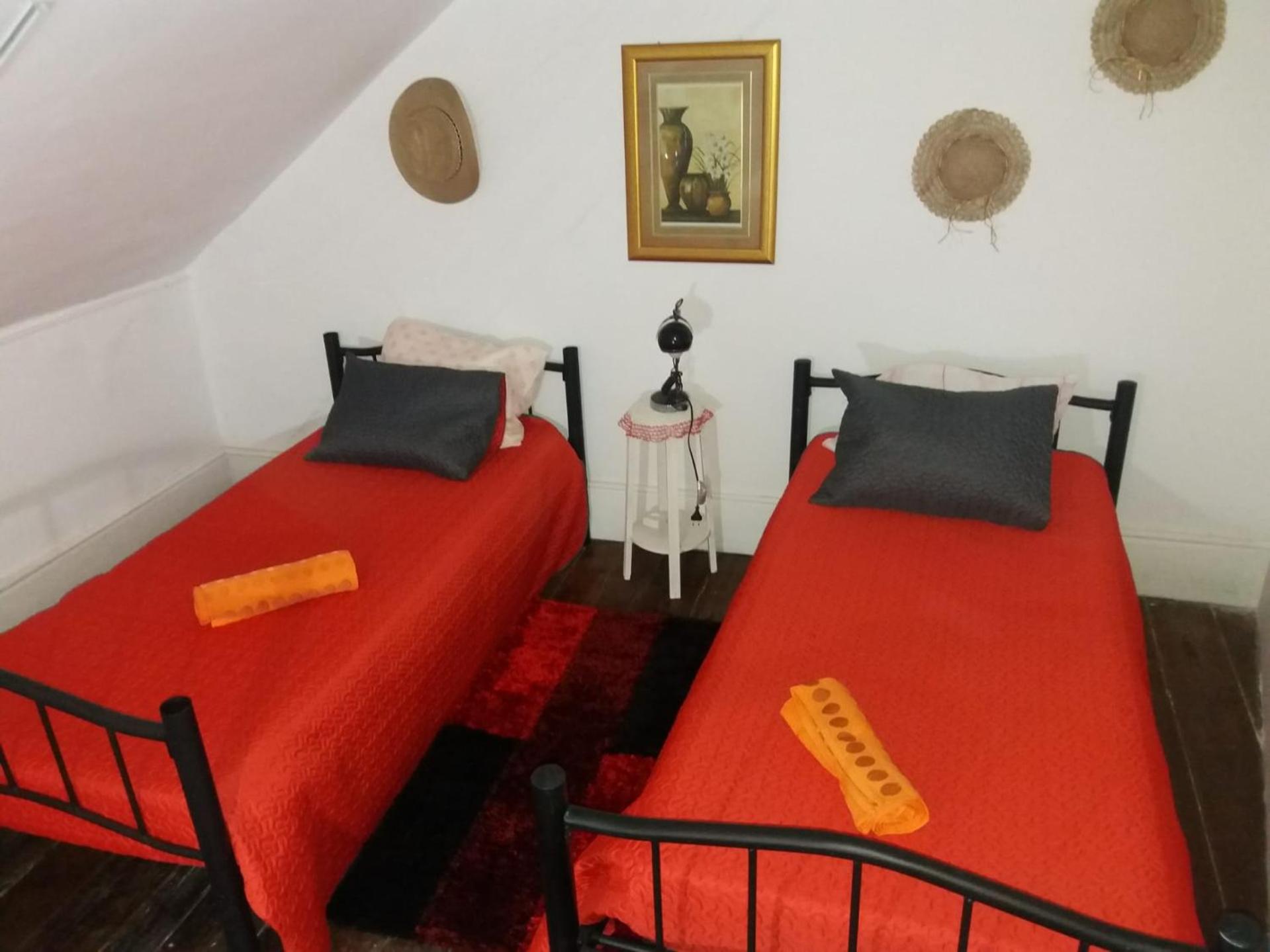 Small Double Room - Photo 8