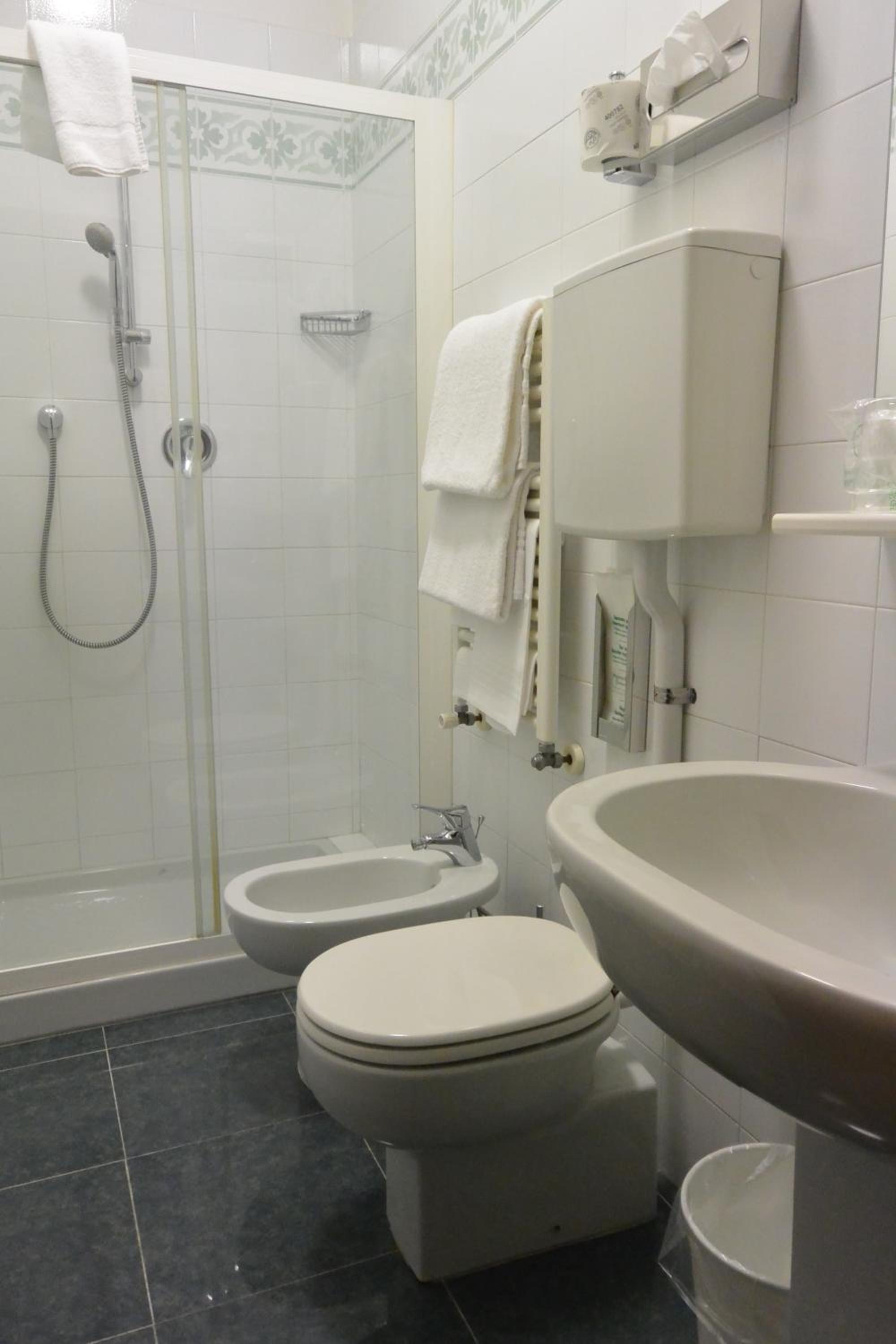 Standard Single Room photo 3