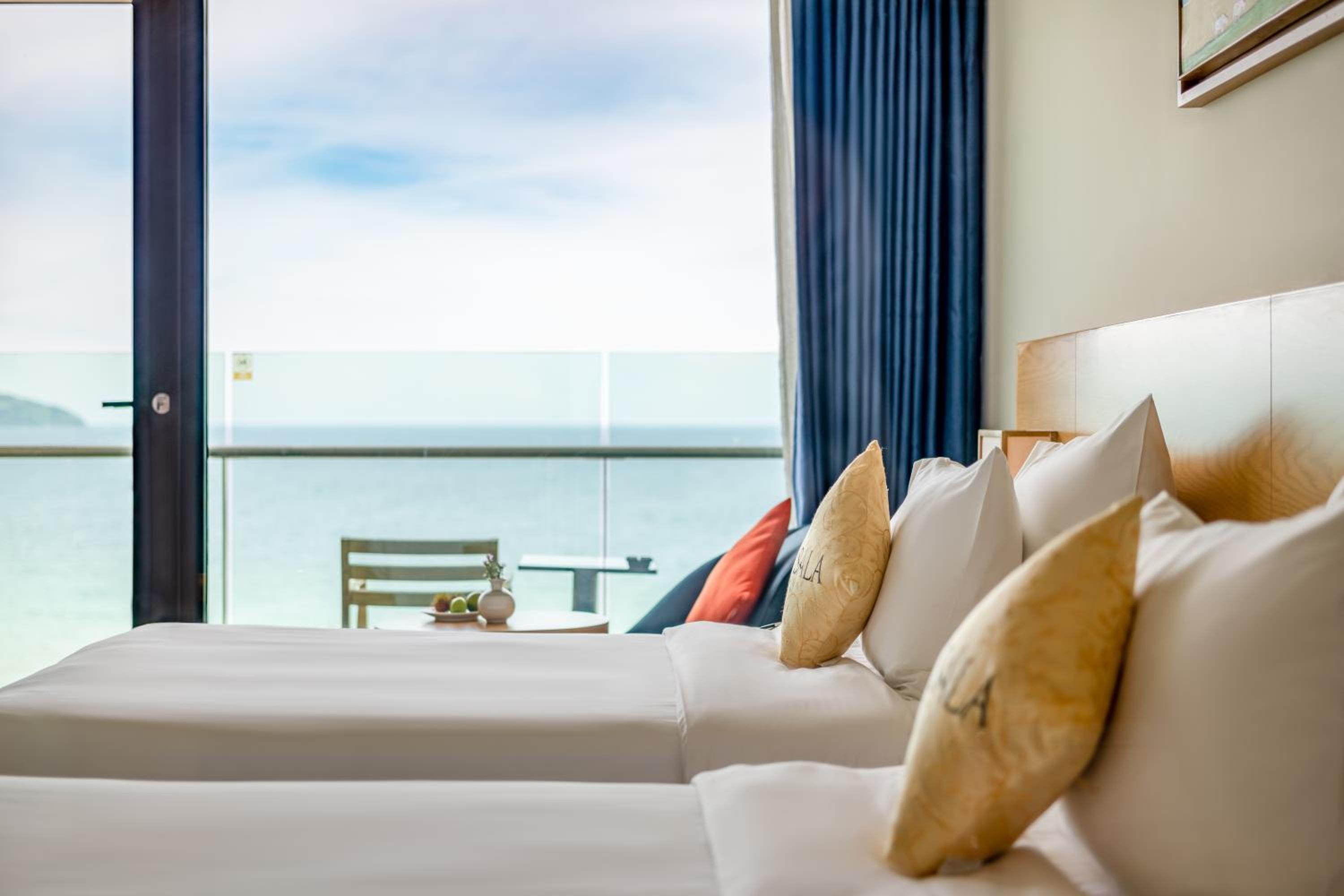 Special Offer - Deluxe Twin Room with Balcony and Sea View - Photo 2