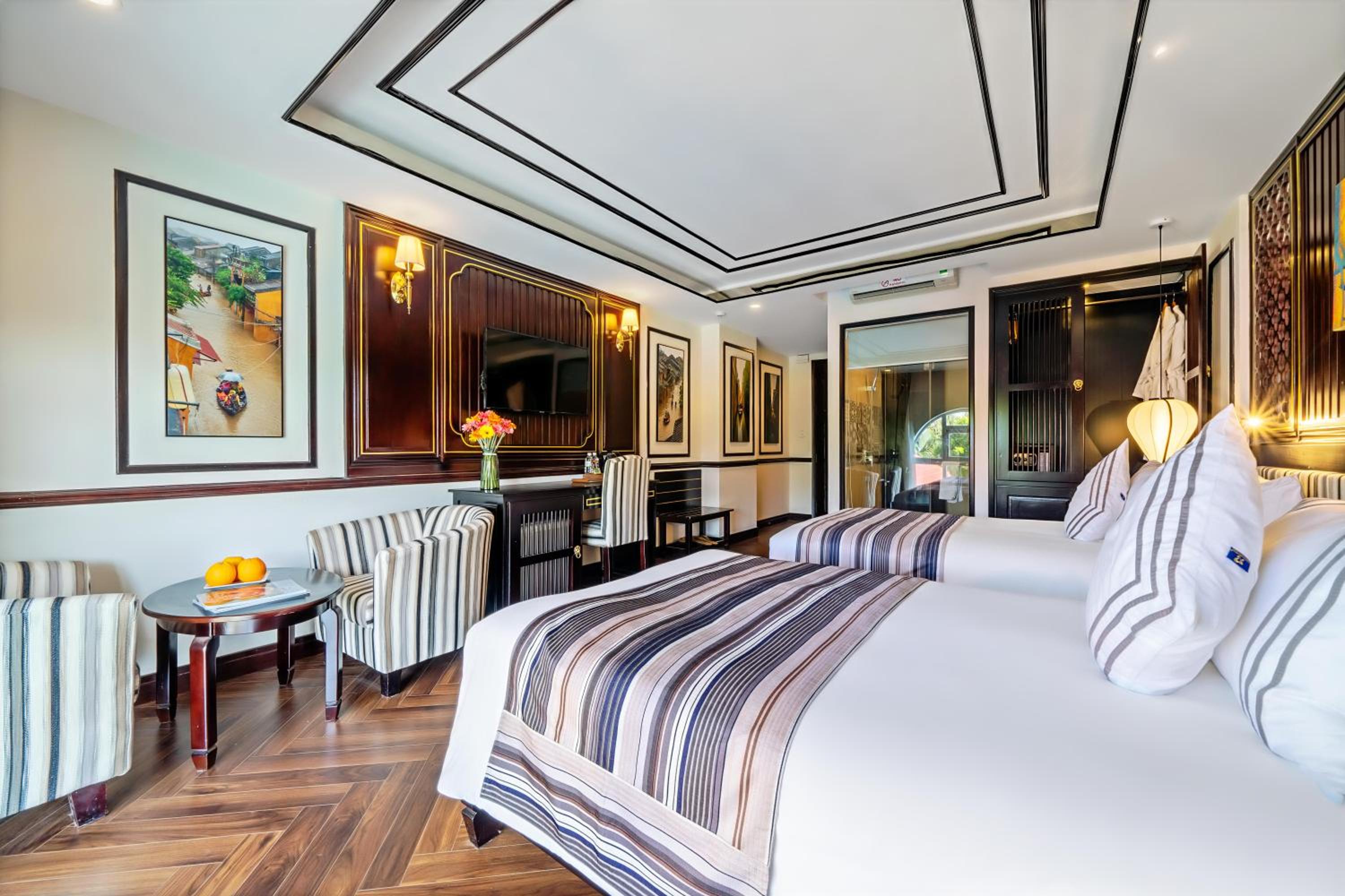 Deluxe Room with Garden View photo 2