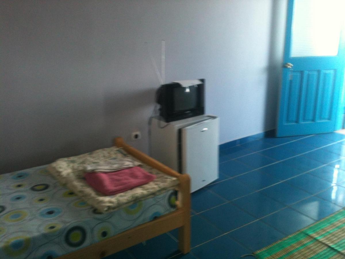Standard Triple Room photo 2