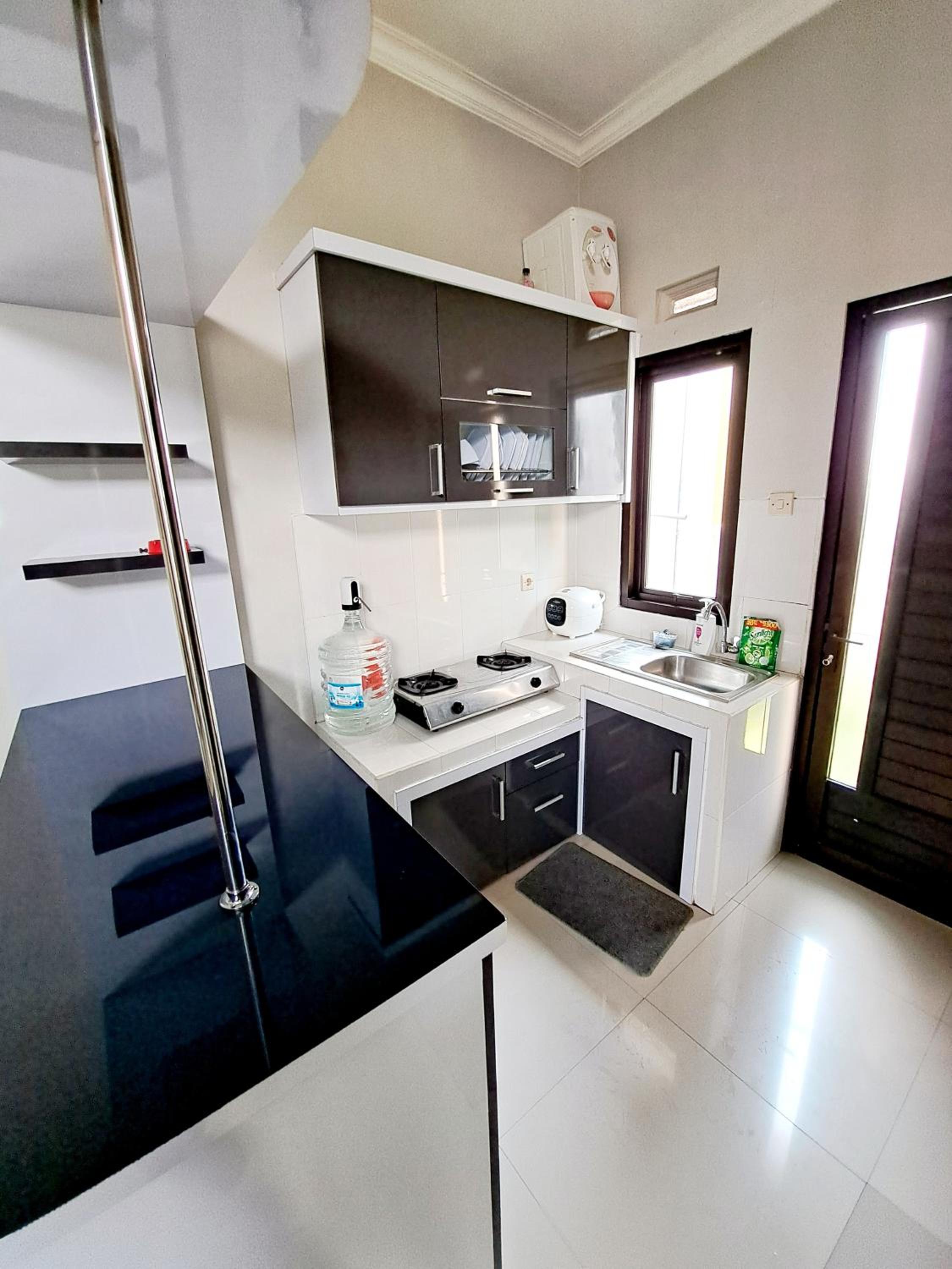 Two-Bedroom Apartment - Photo 6