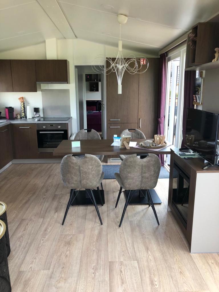 Two-Bedroom Apartment - Photo 15