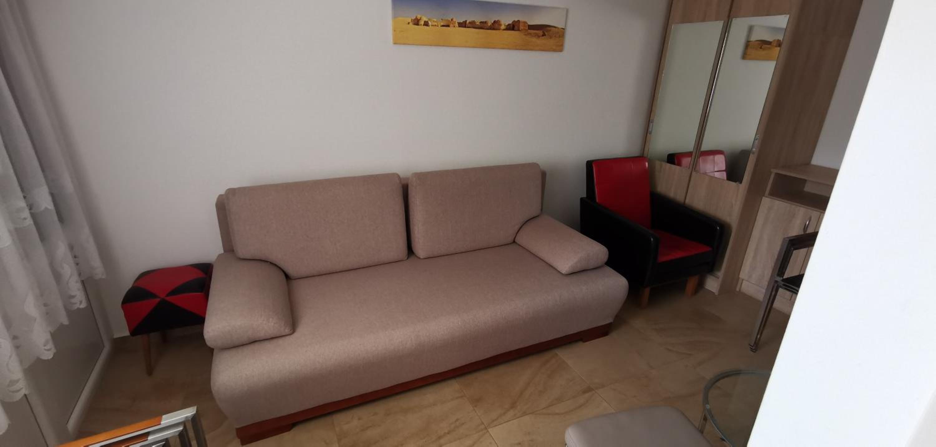 Three-Bedroom House photo 3