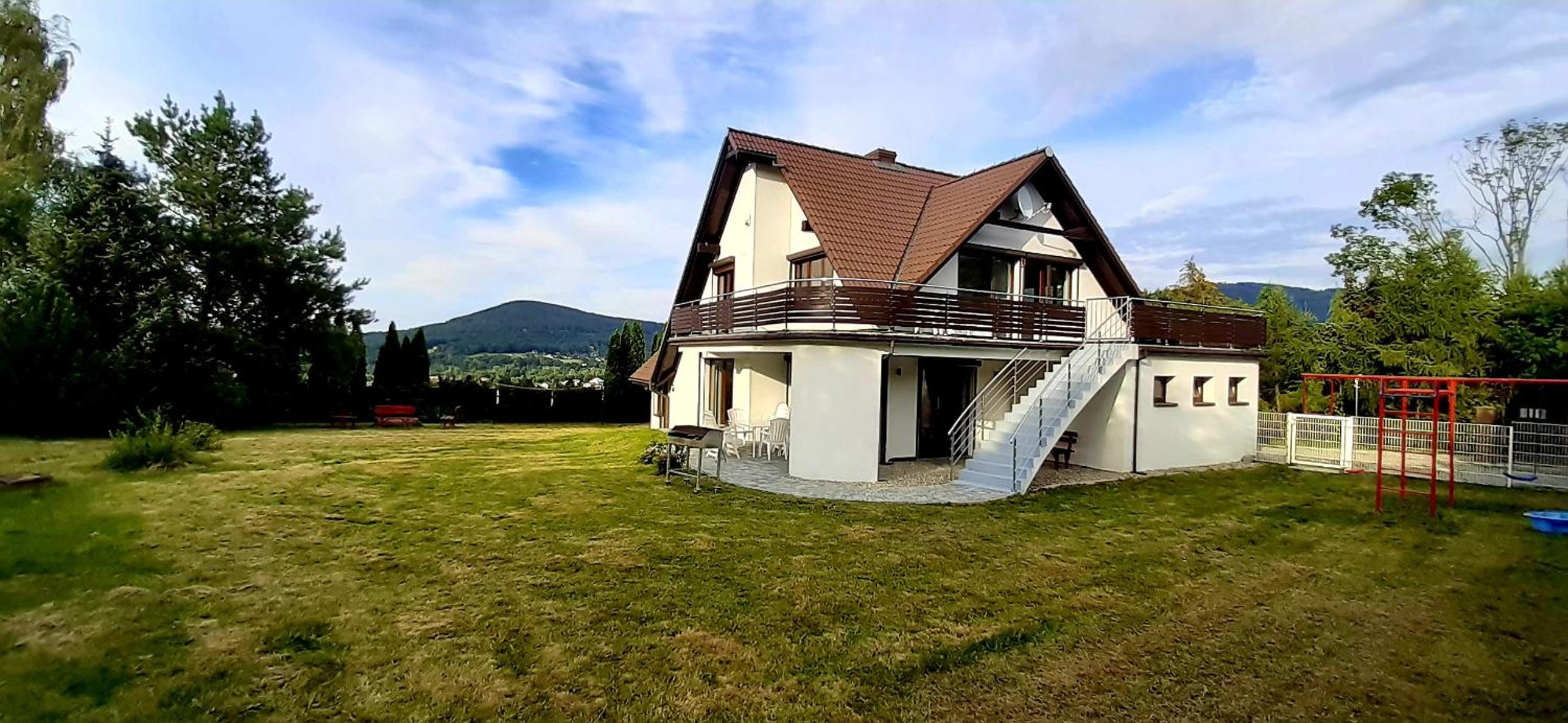 Villa photo 1