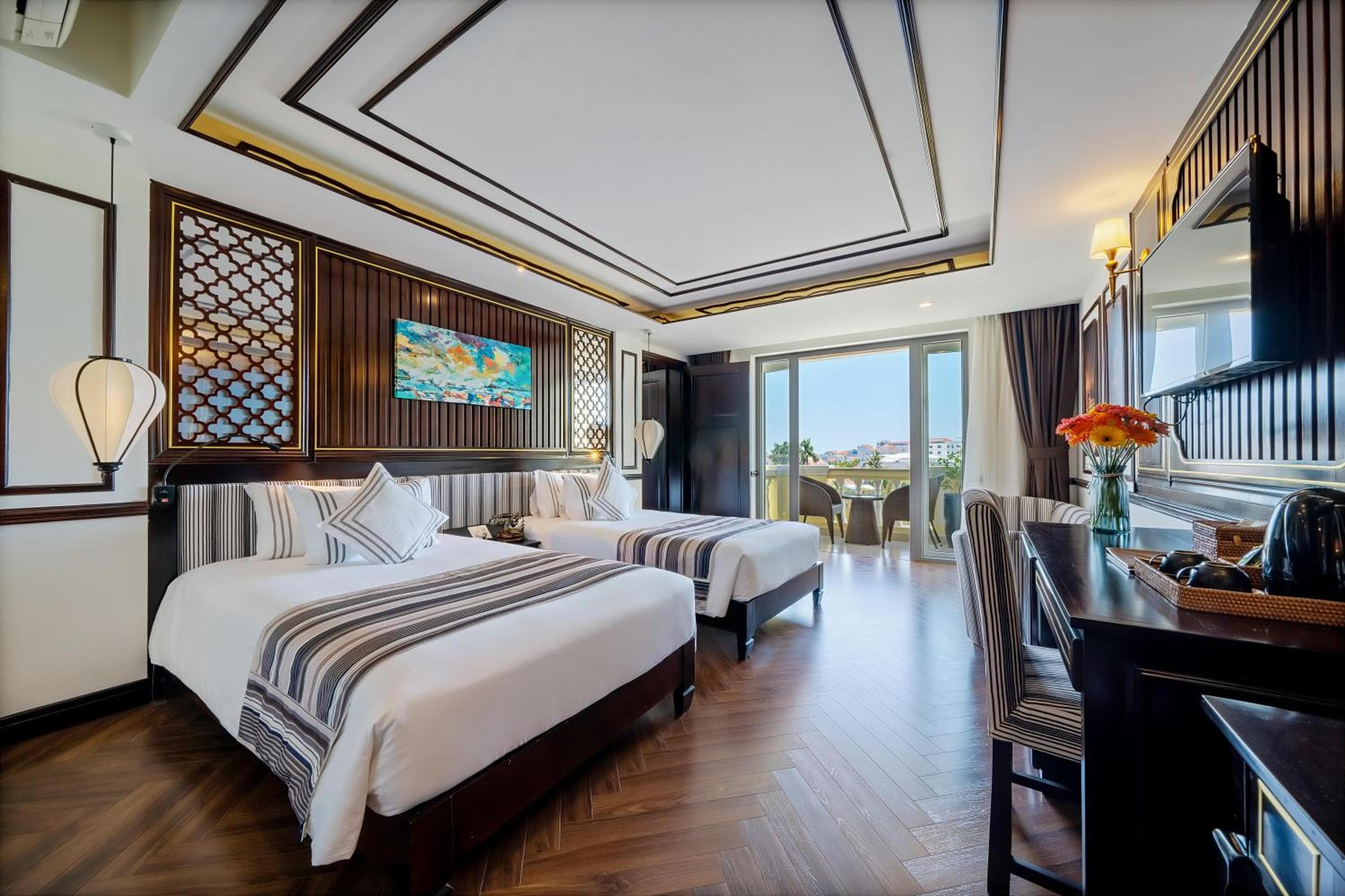 Le Pavillon Family Suite photo 3