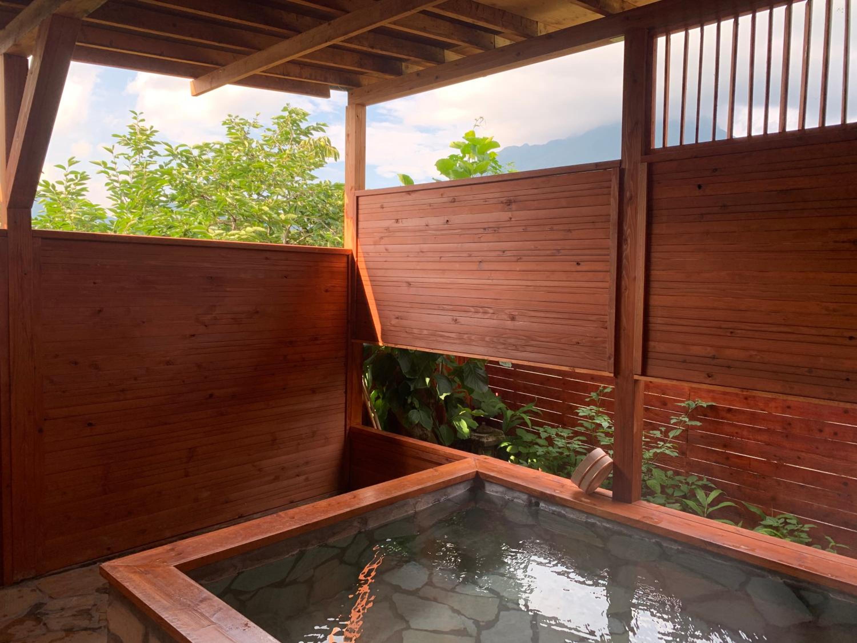 Deluxe Triple Room - Photo 16