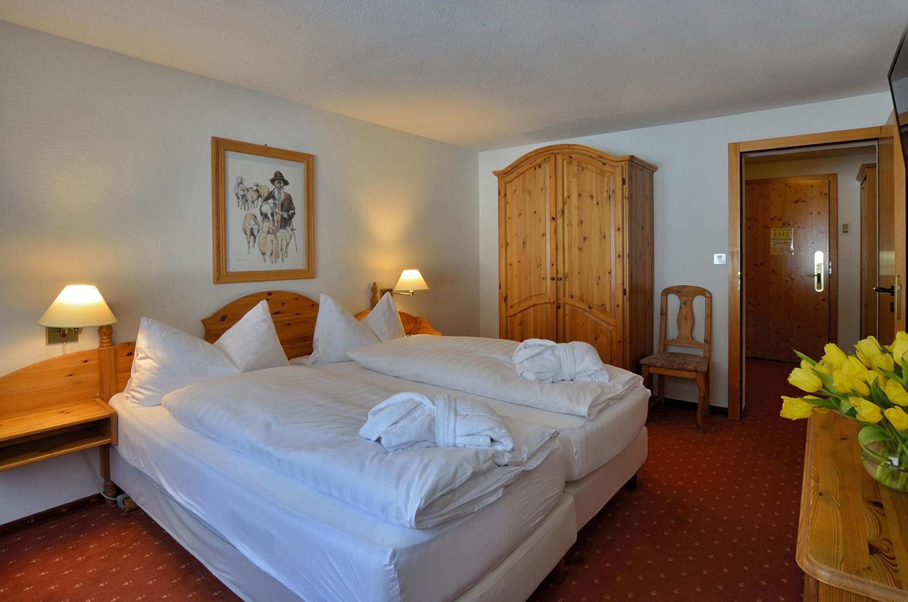 Suite - Photo 5