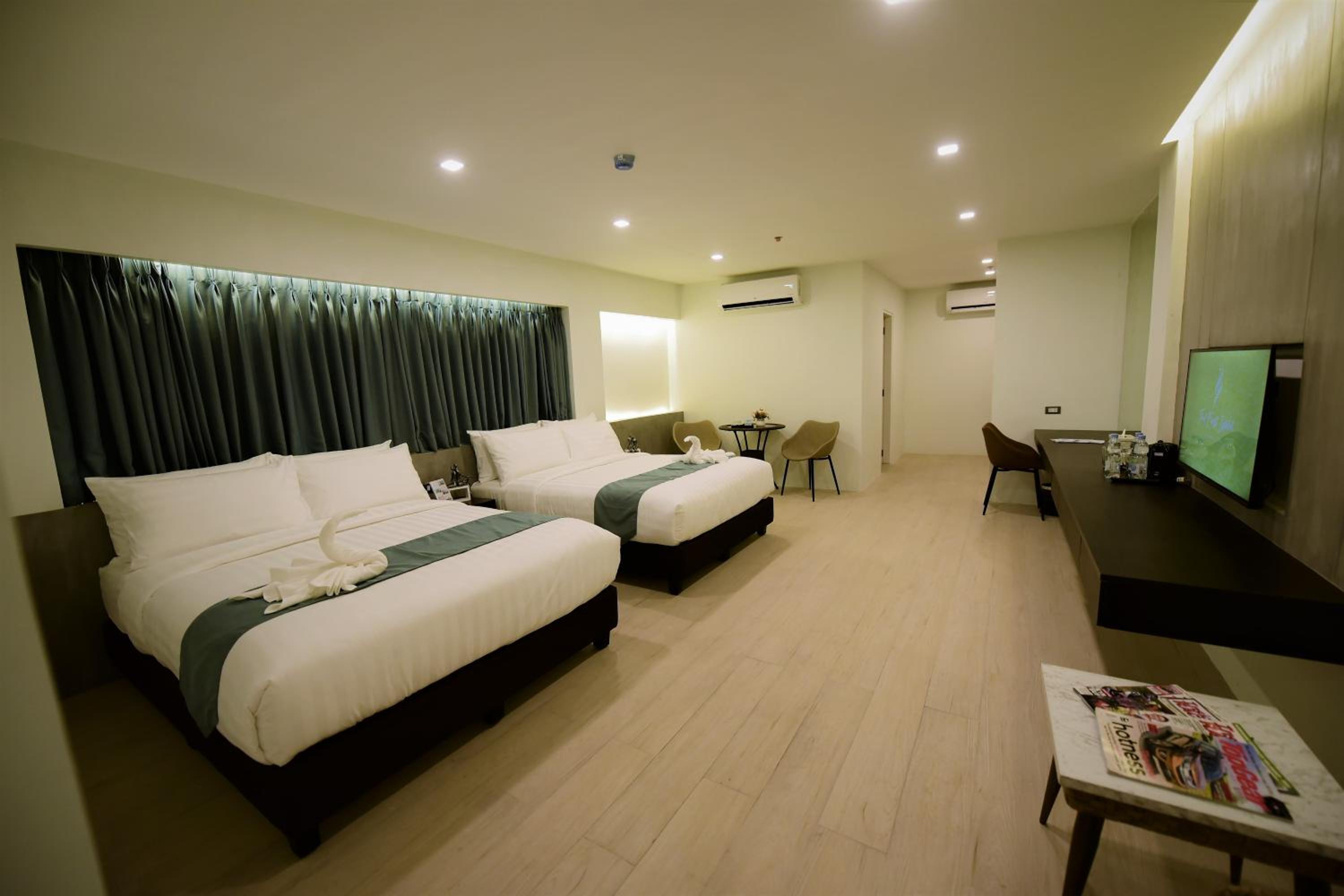 Family Suite with Balcony photo 1
