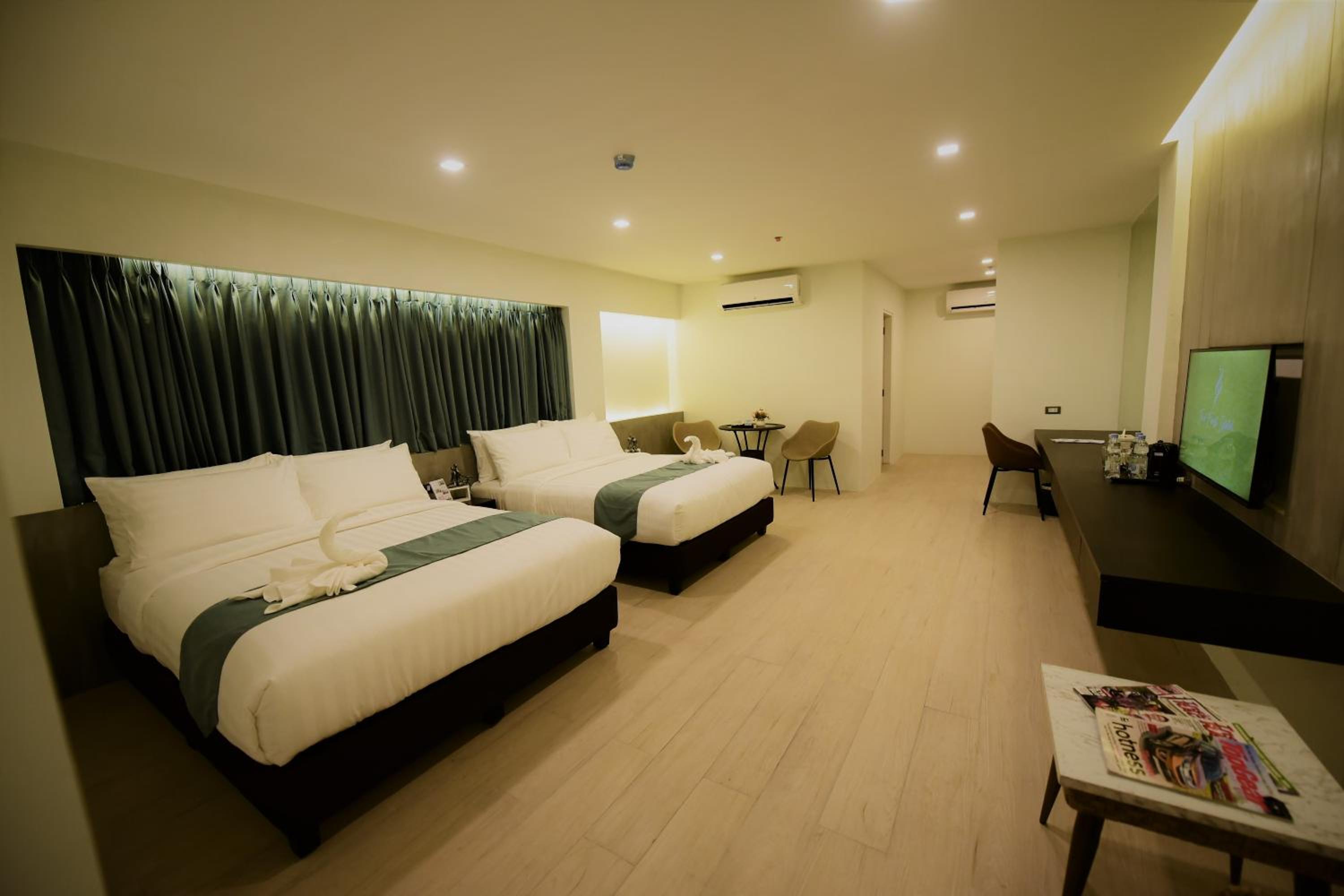 Executive Suite photo 1