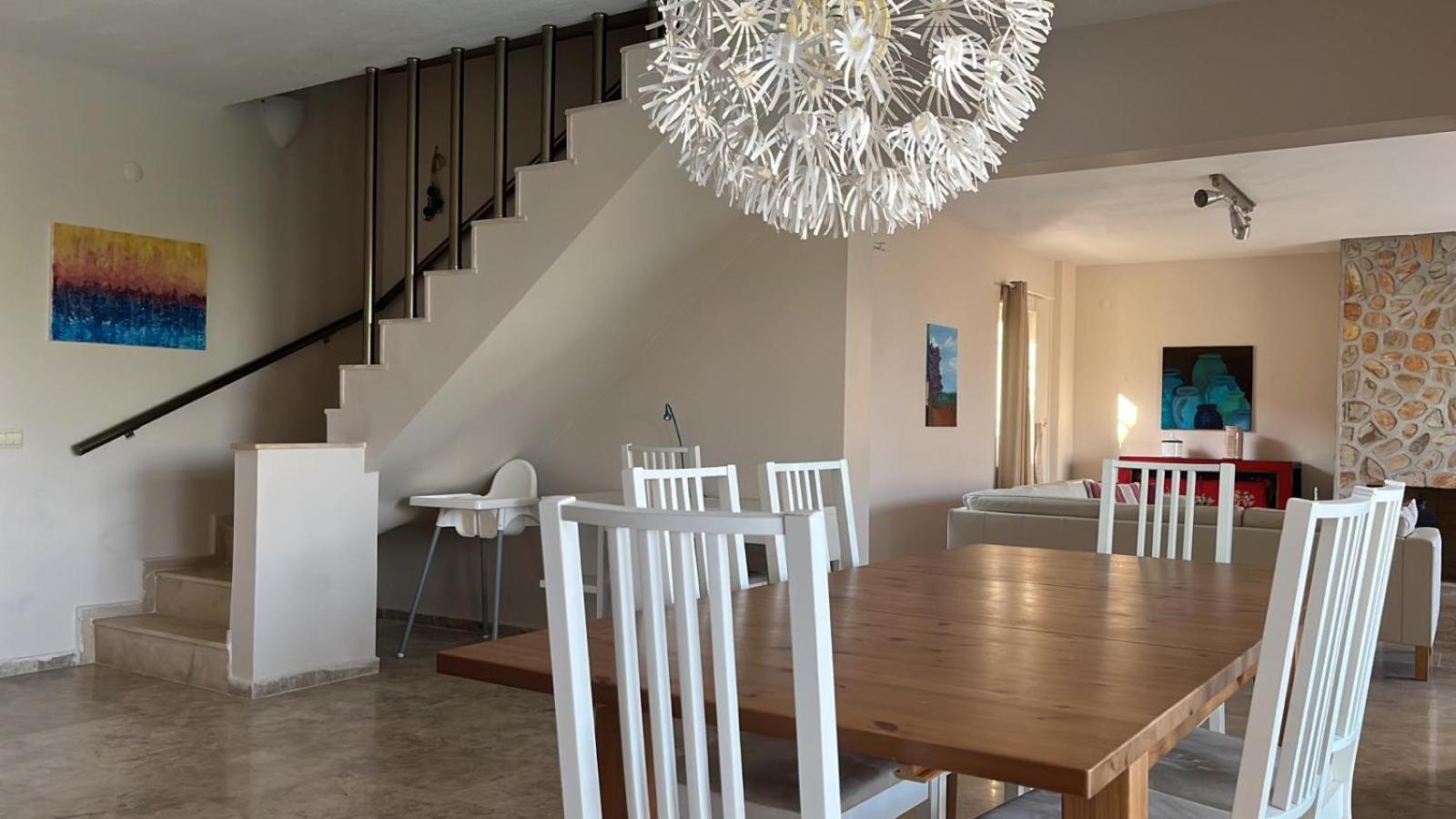Villa photo 2