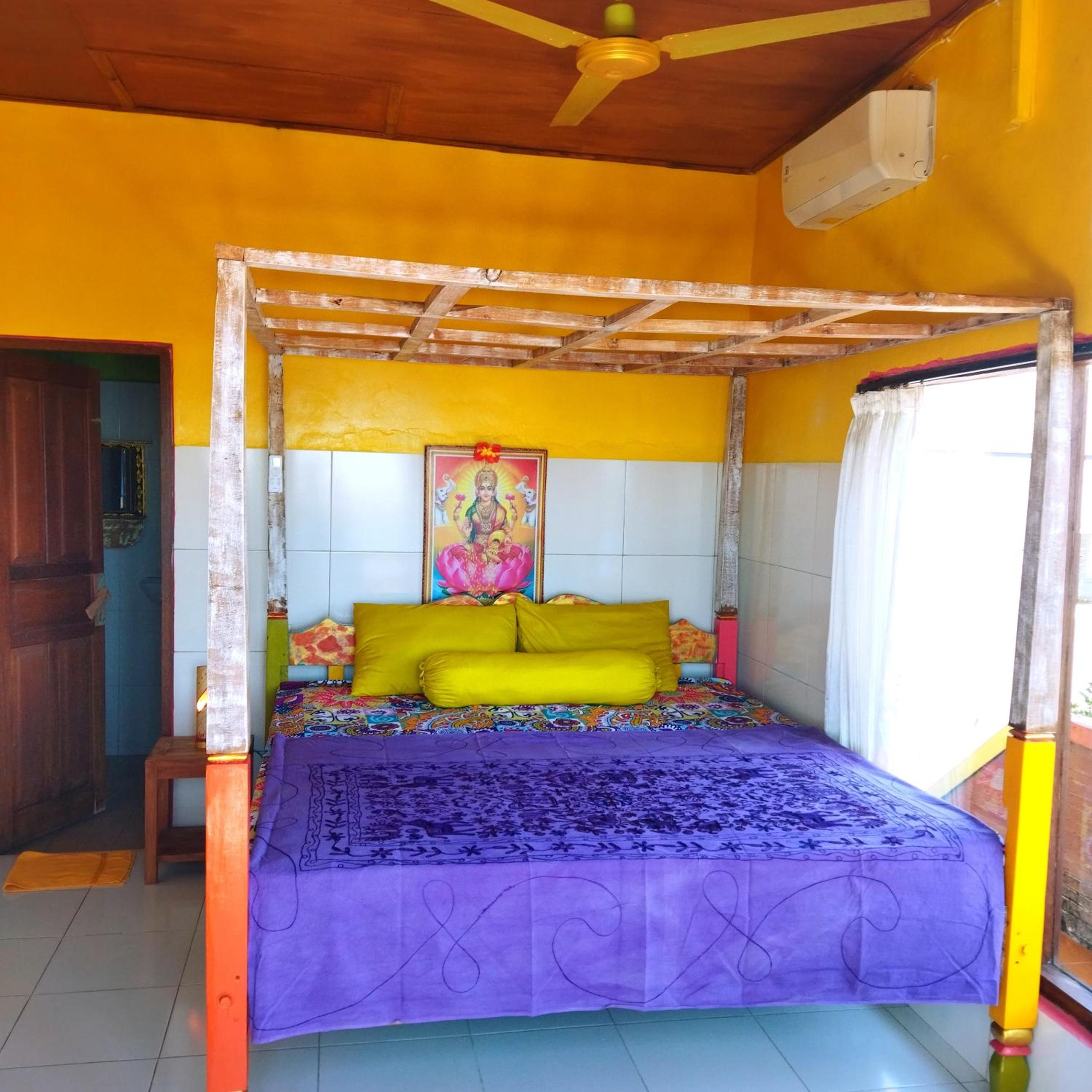 Double Room with Balcony and Sea View