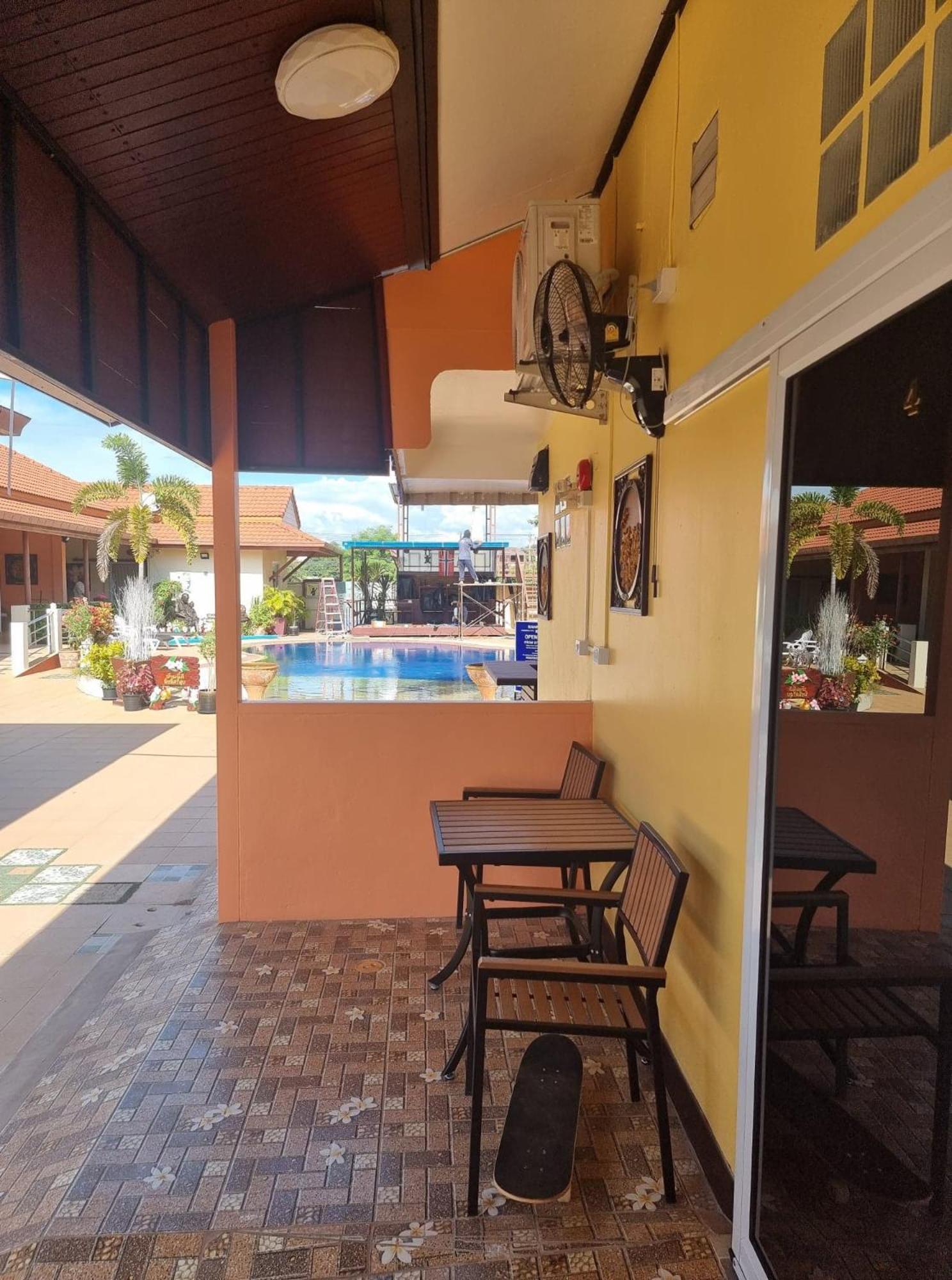 Quadruple Room with Terrace photo 2