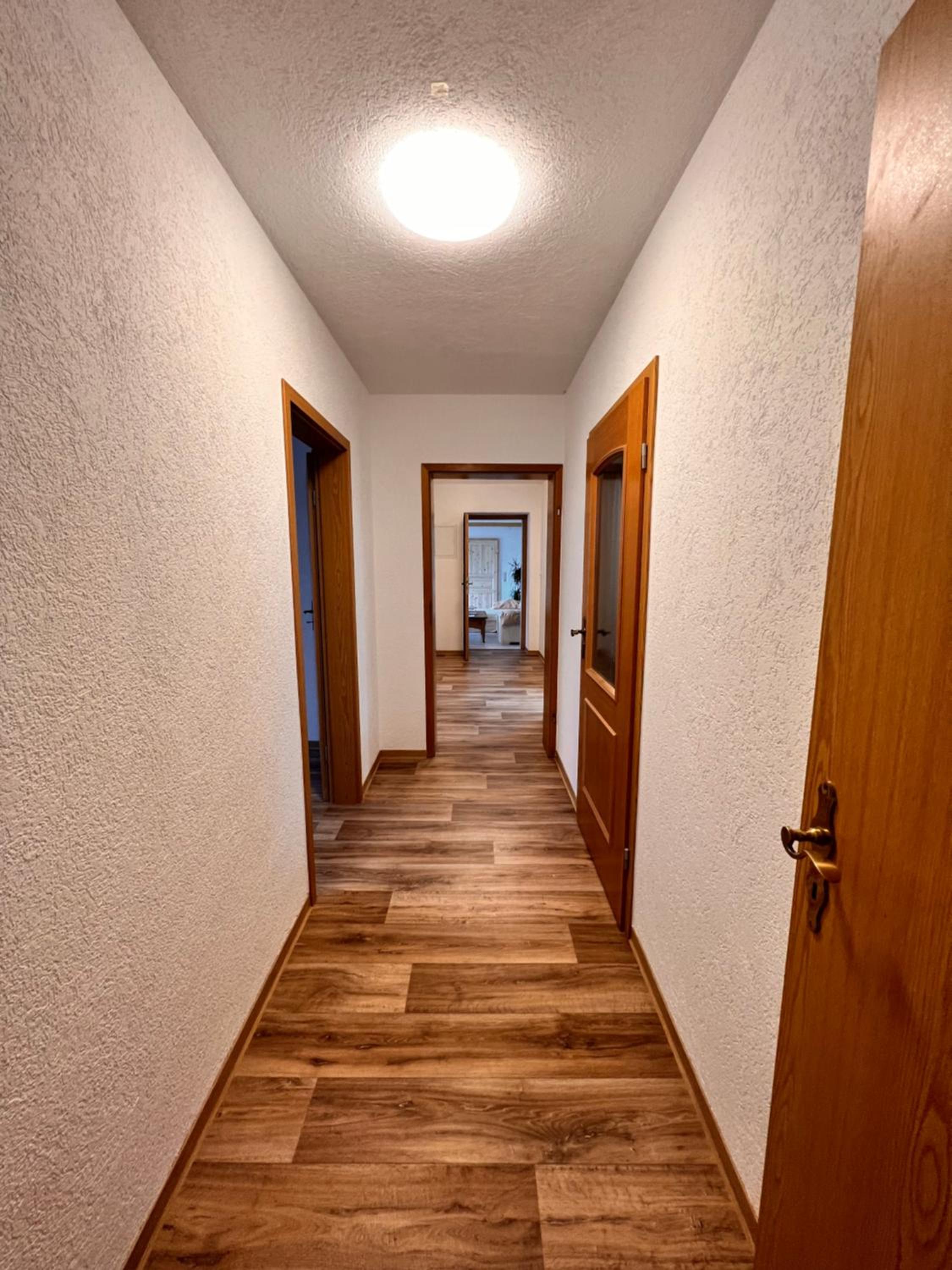 Apartment with Balcony photo 3