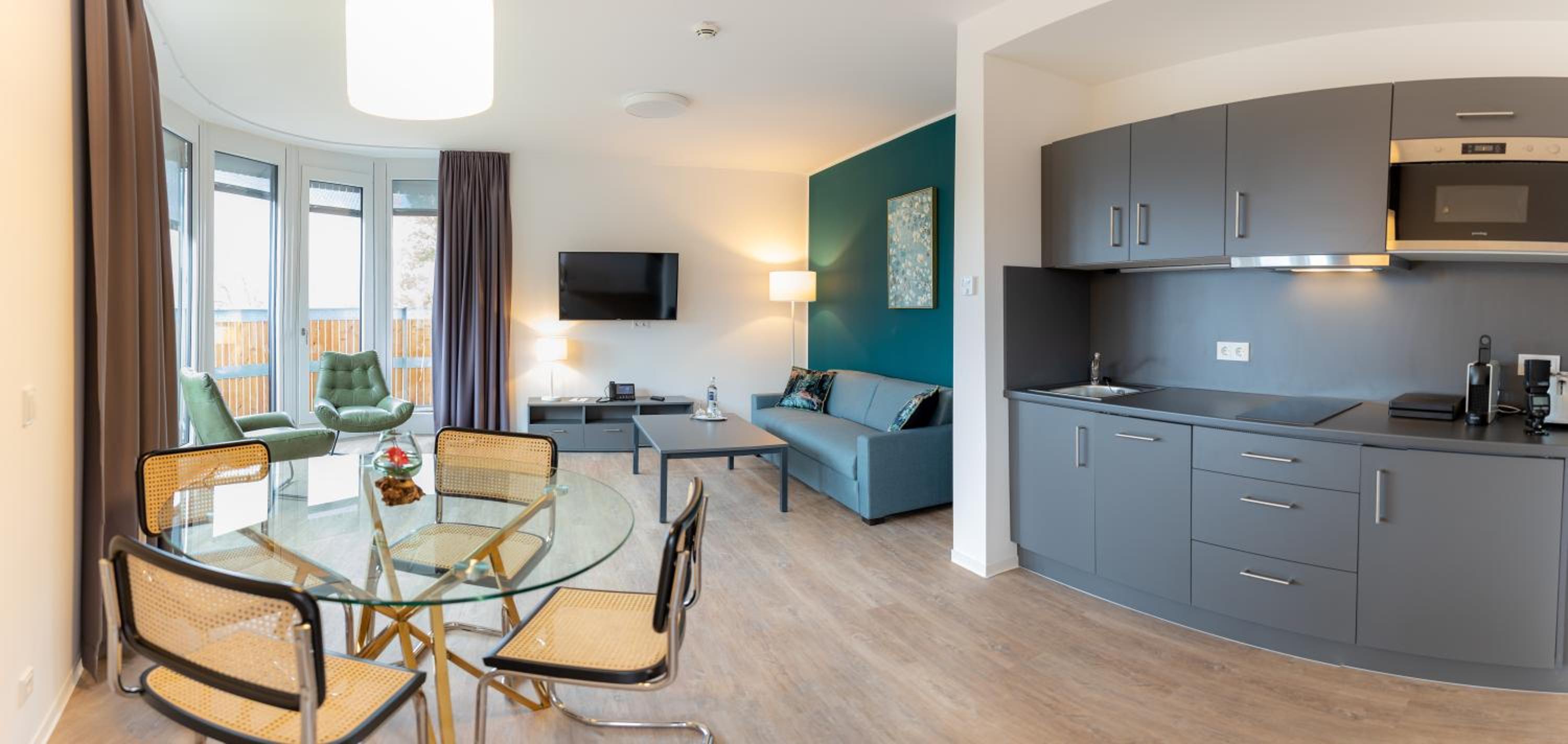Deluxe Suite - Photo 3