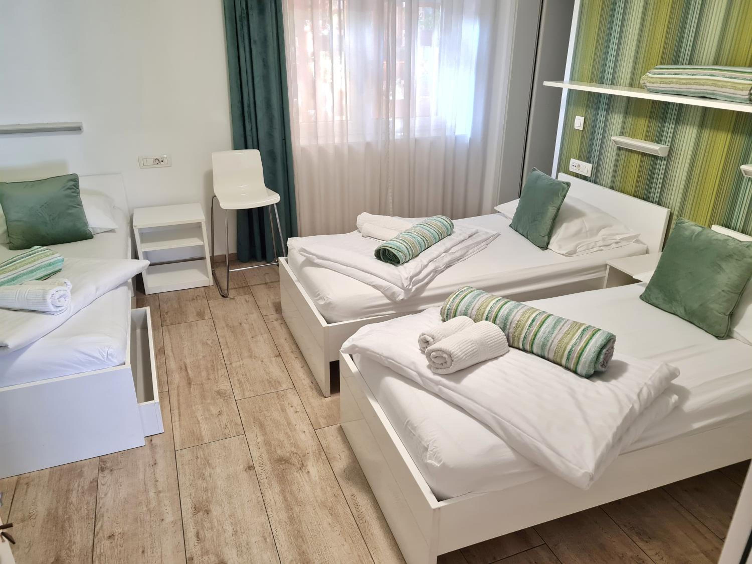 Triple Room photo 2