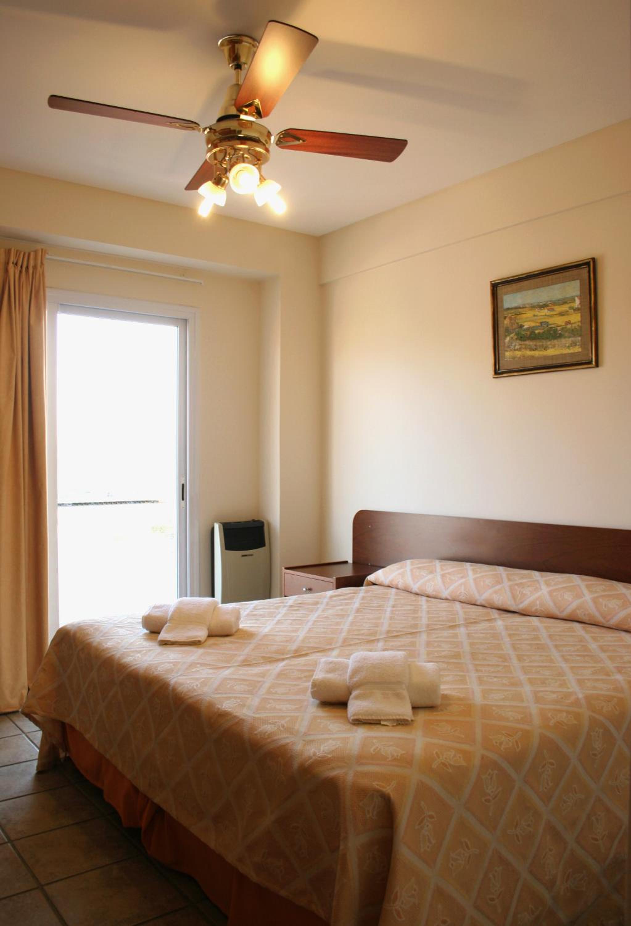 Apartment (4 Adults)