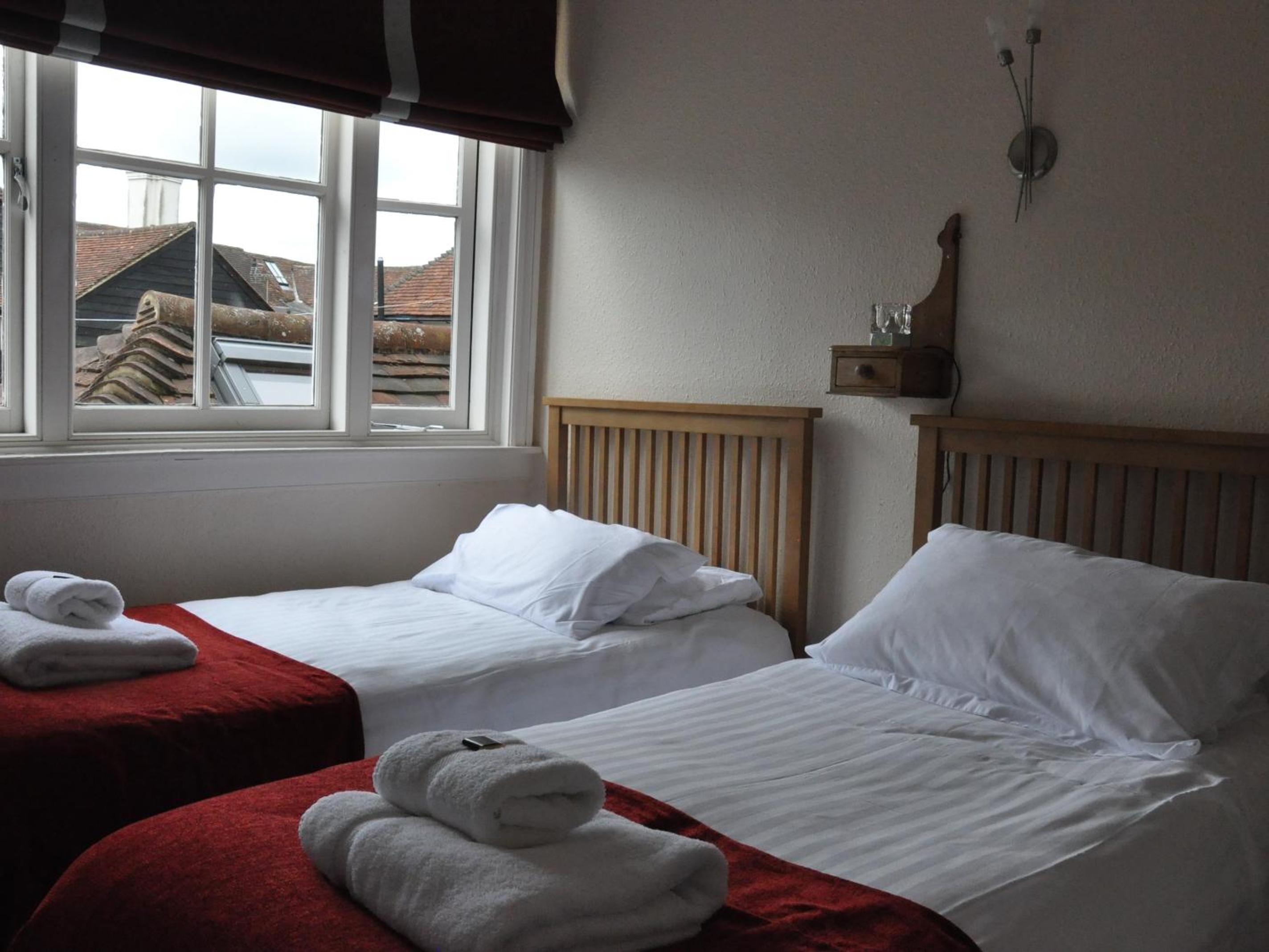 Standard Twin Room with Garden View photo 1