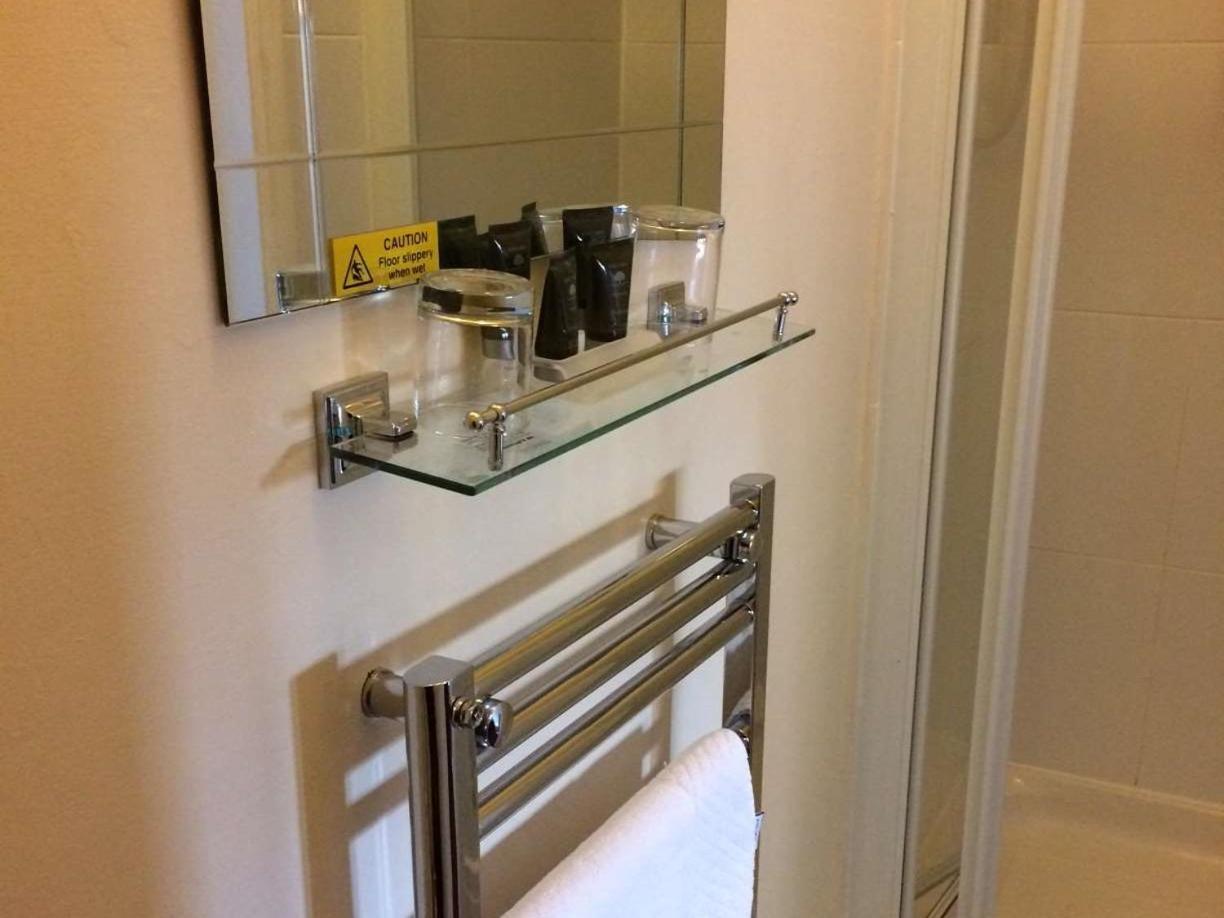 Standard Twin Room with Garden View photo 3