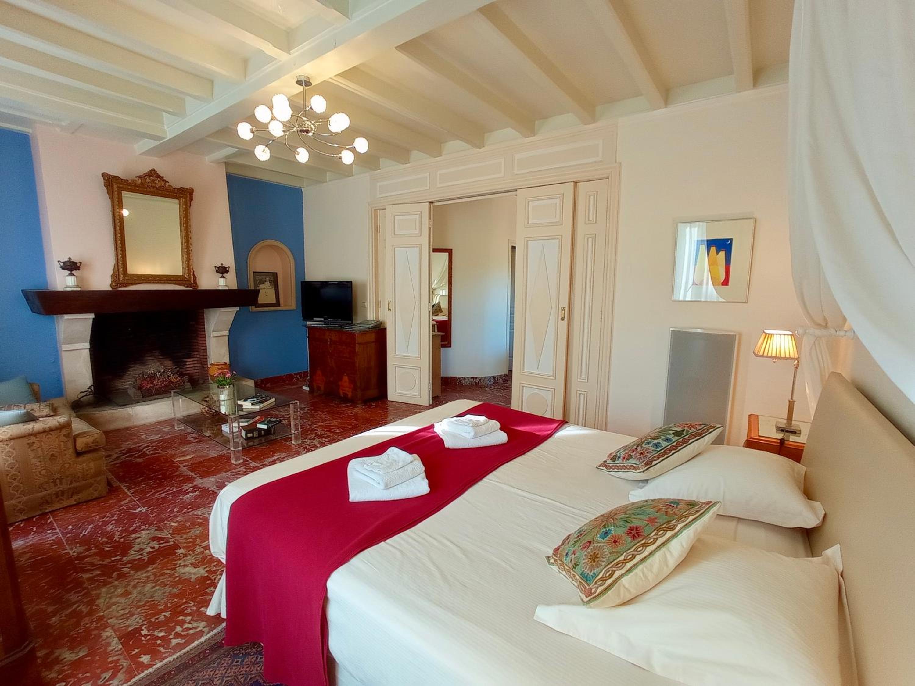 Suite with Garden View photo 1