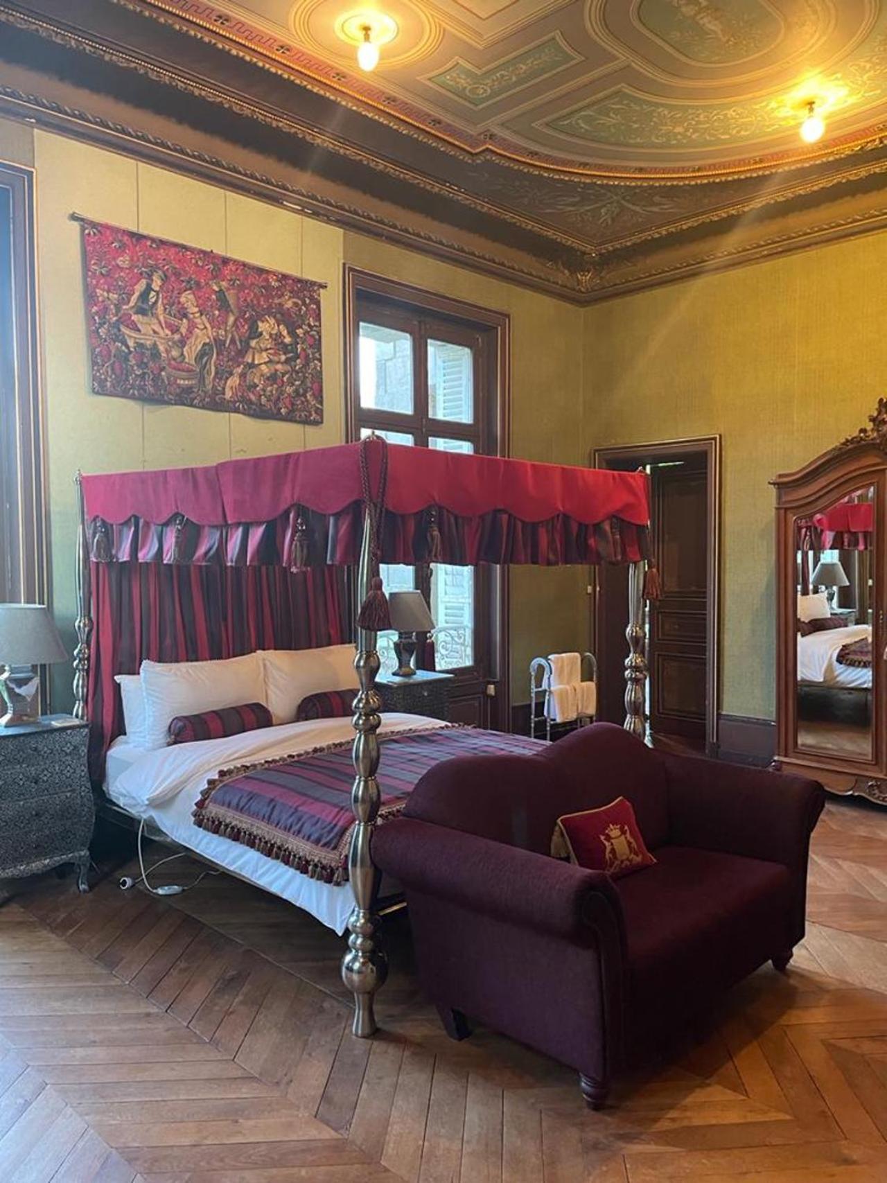 Superior King Room photo 2