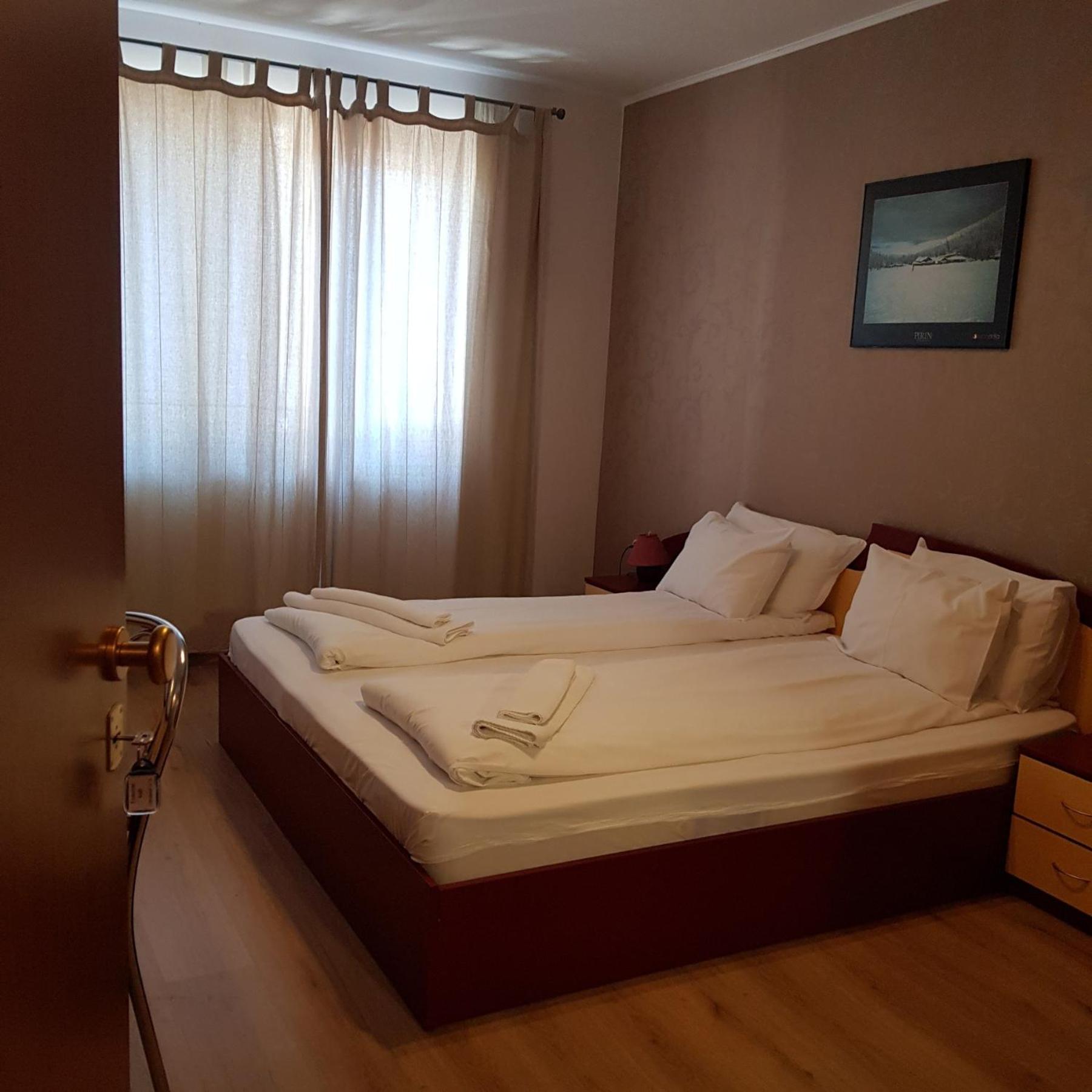 Standard Double Room - Photo 1