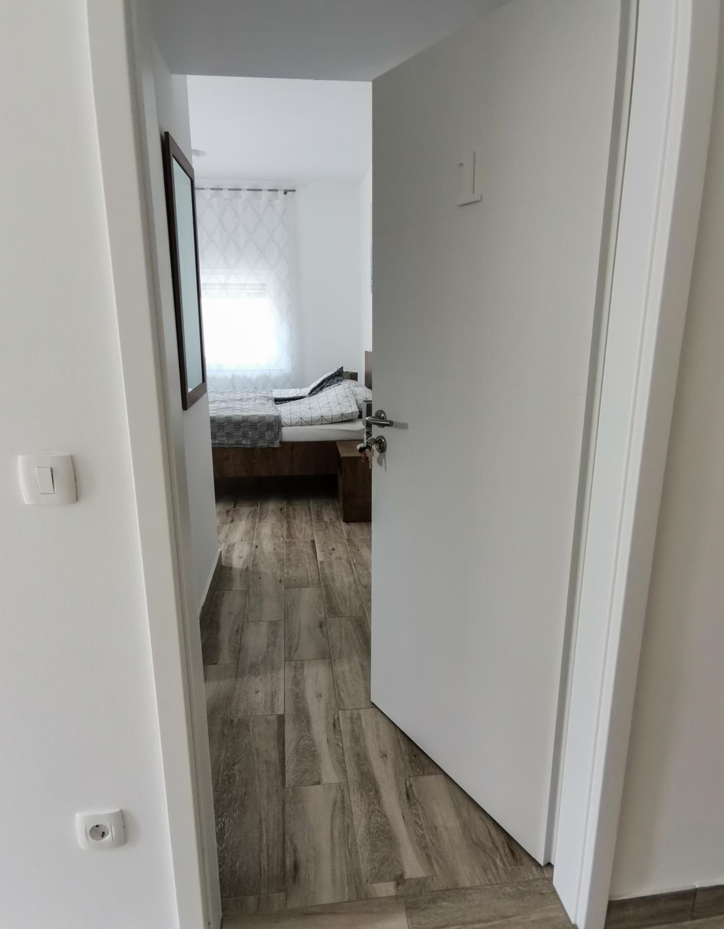 Double Room - Photo 2