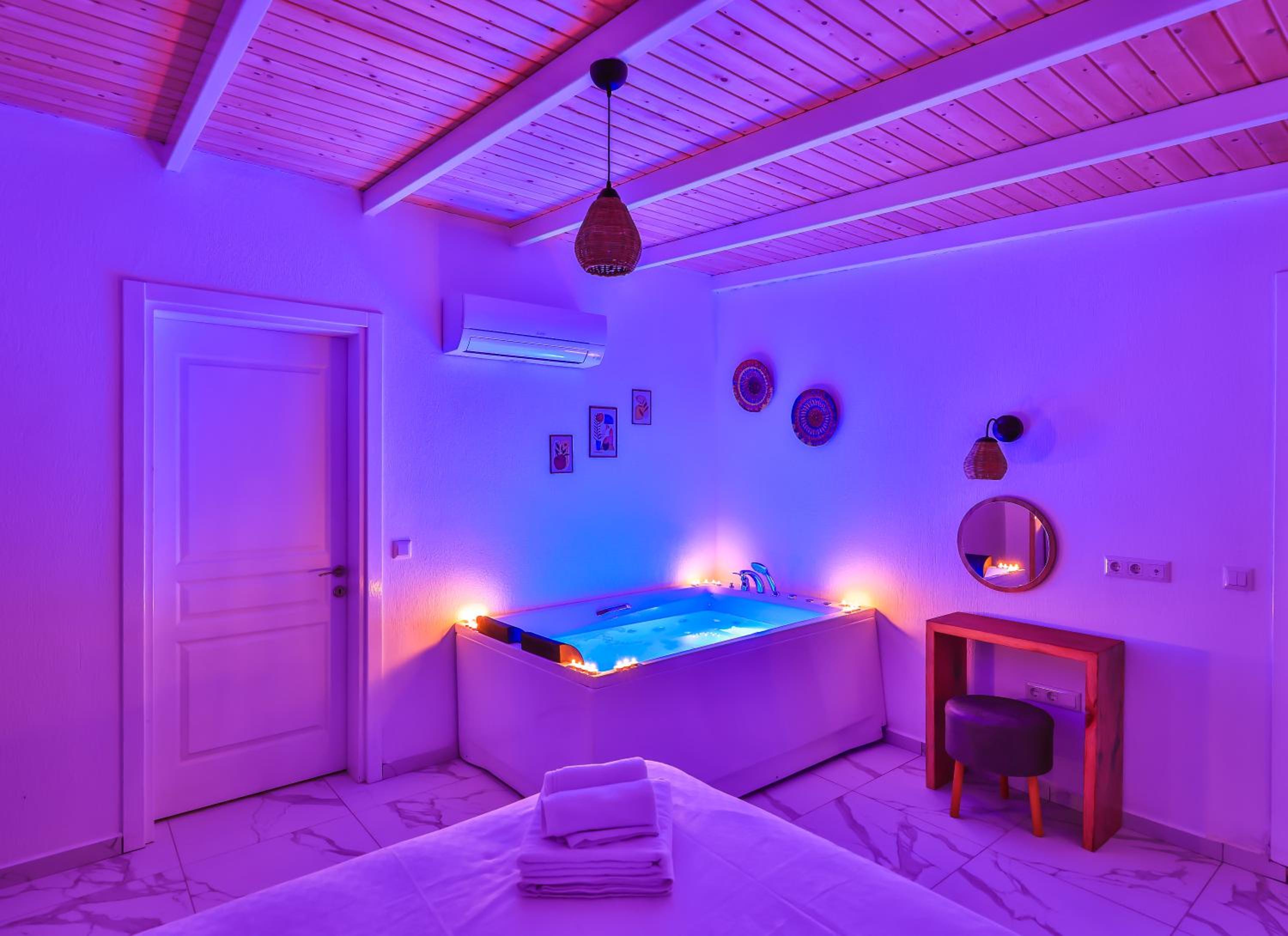 Villa - Photo 3