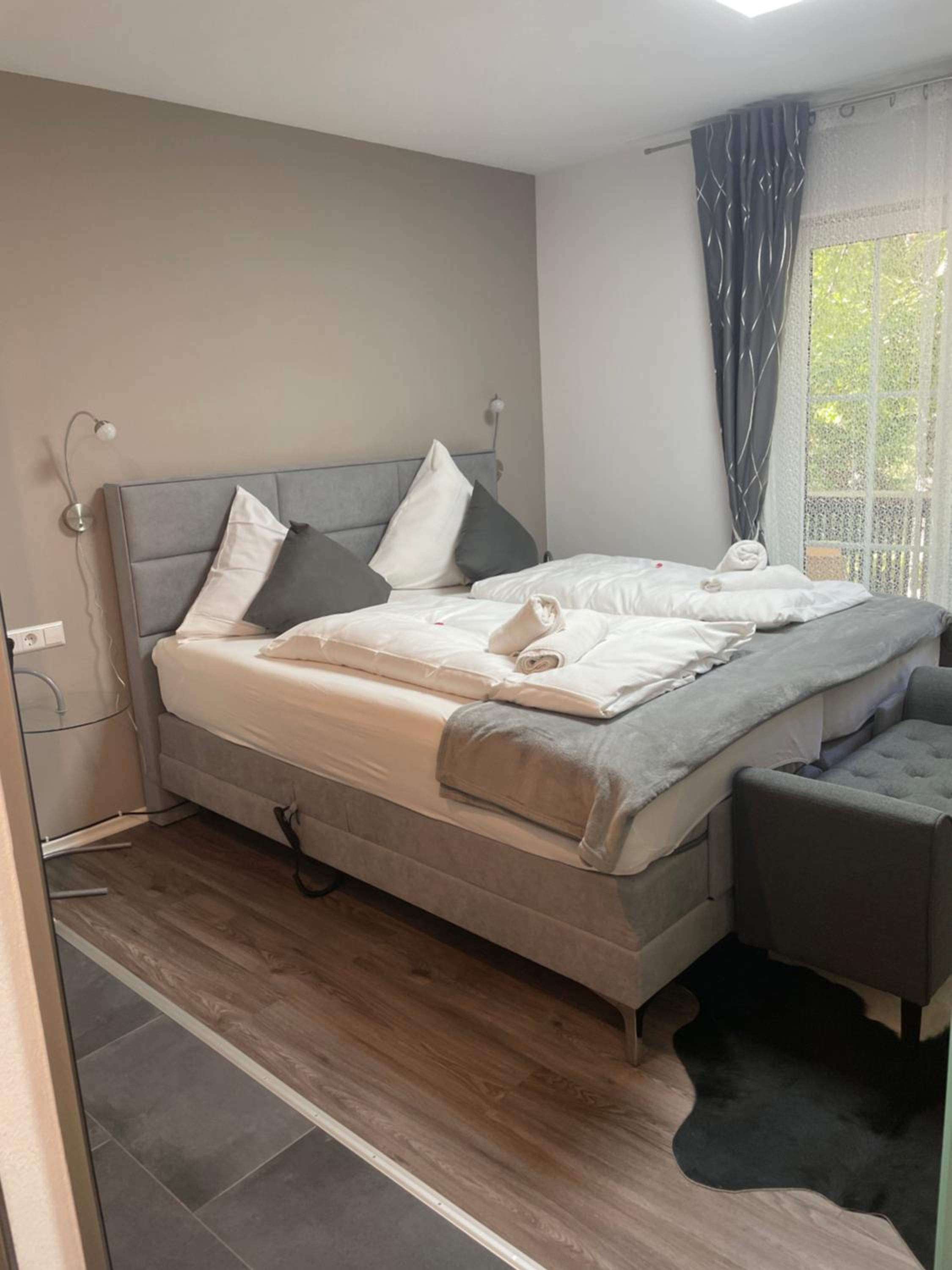 Deluxe Double Room with Balcony photo 1