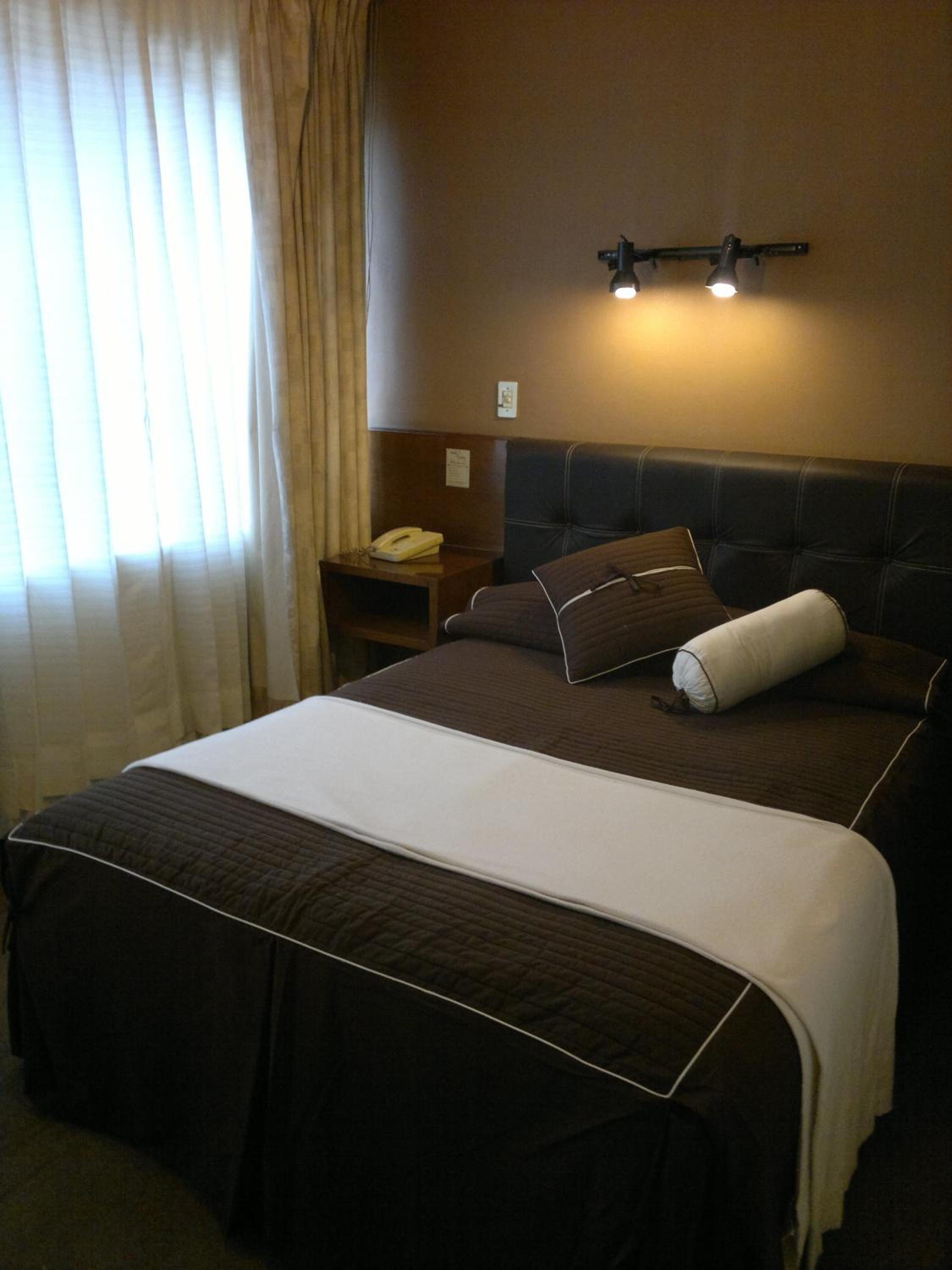 Double Room - Photo 2