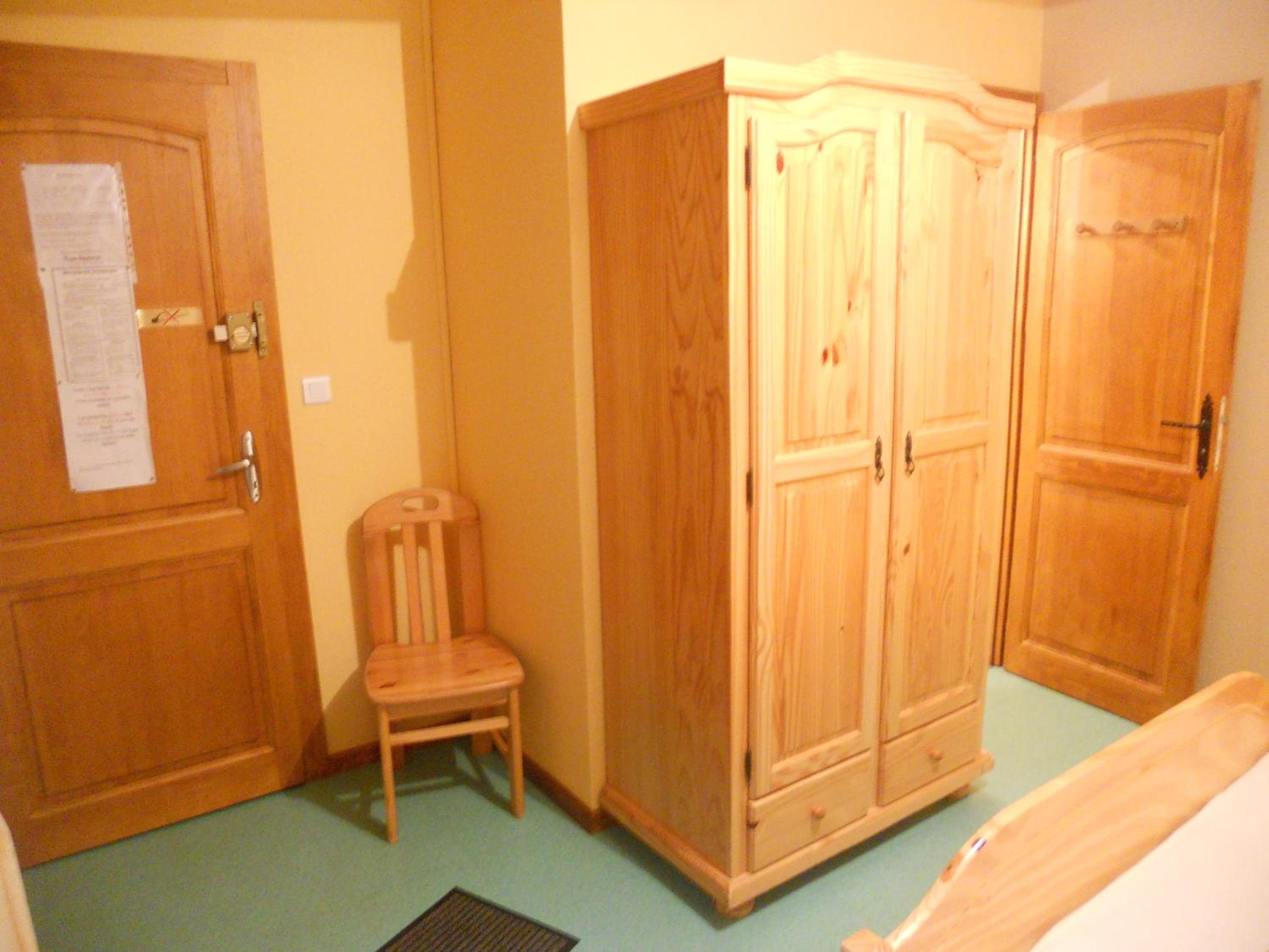 Double Room - Photo 5