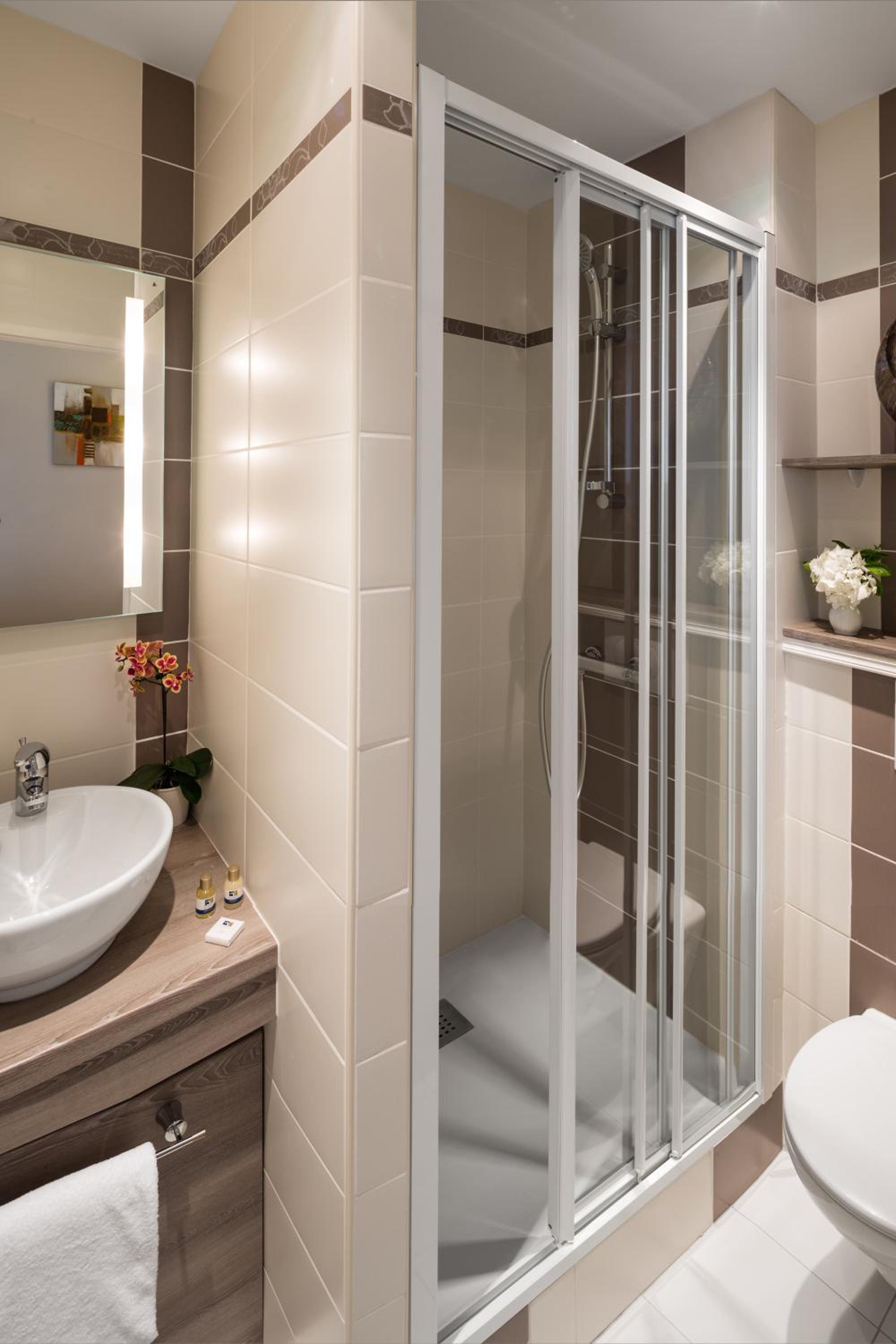 Classical Double Room - Photo 14