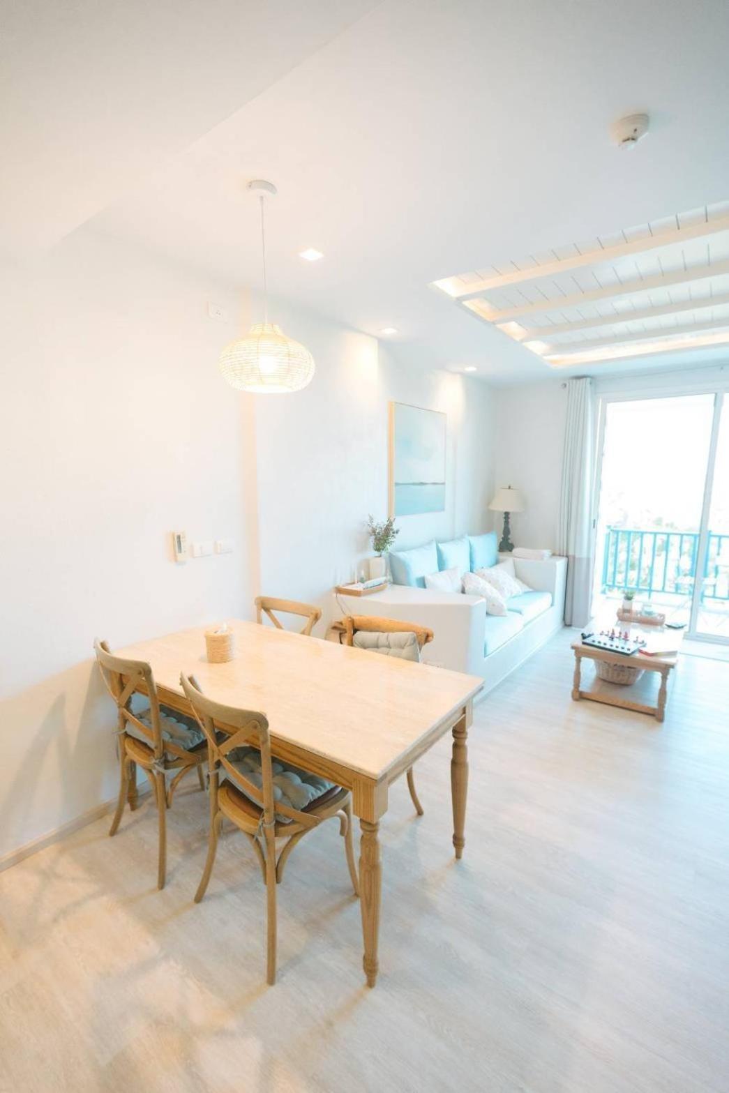 Apartment with Sea View - Photo 7