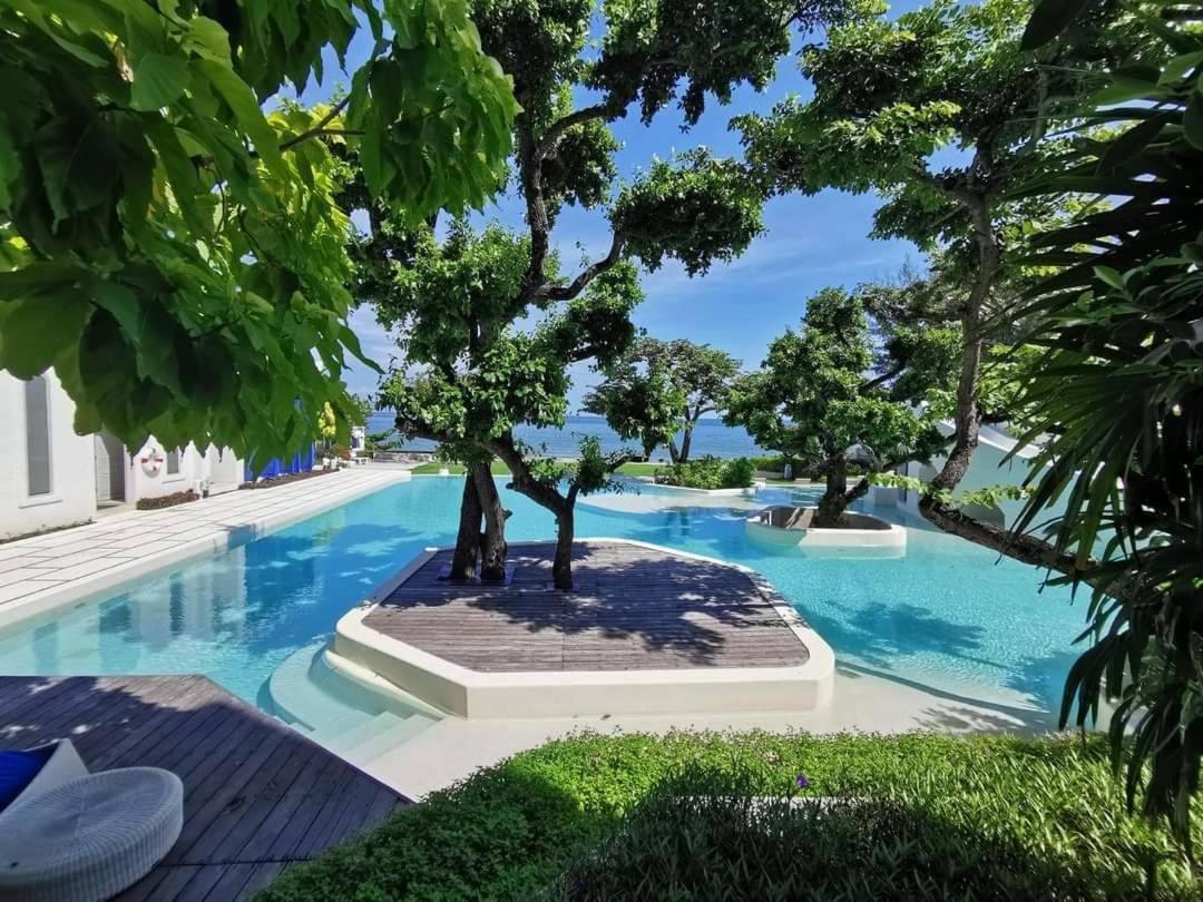 Apartment with Sea View - Photo 13