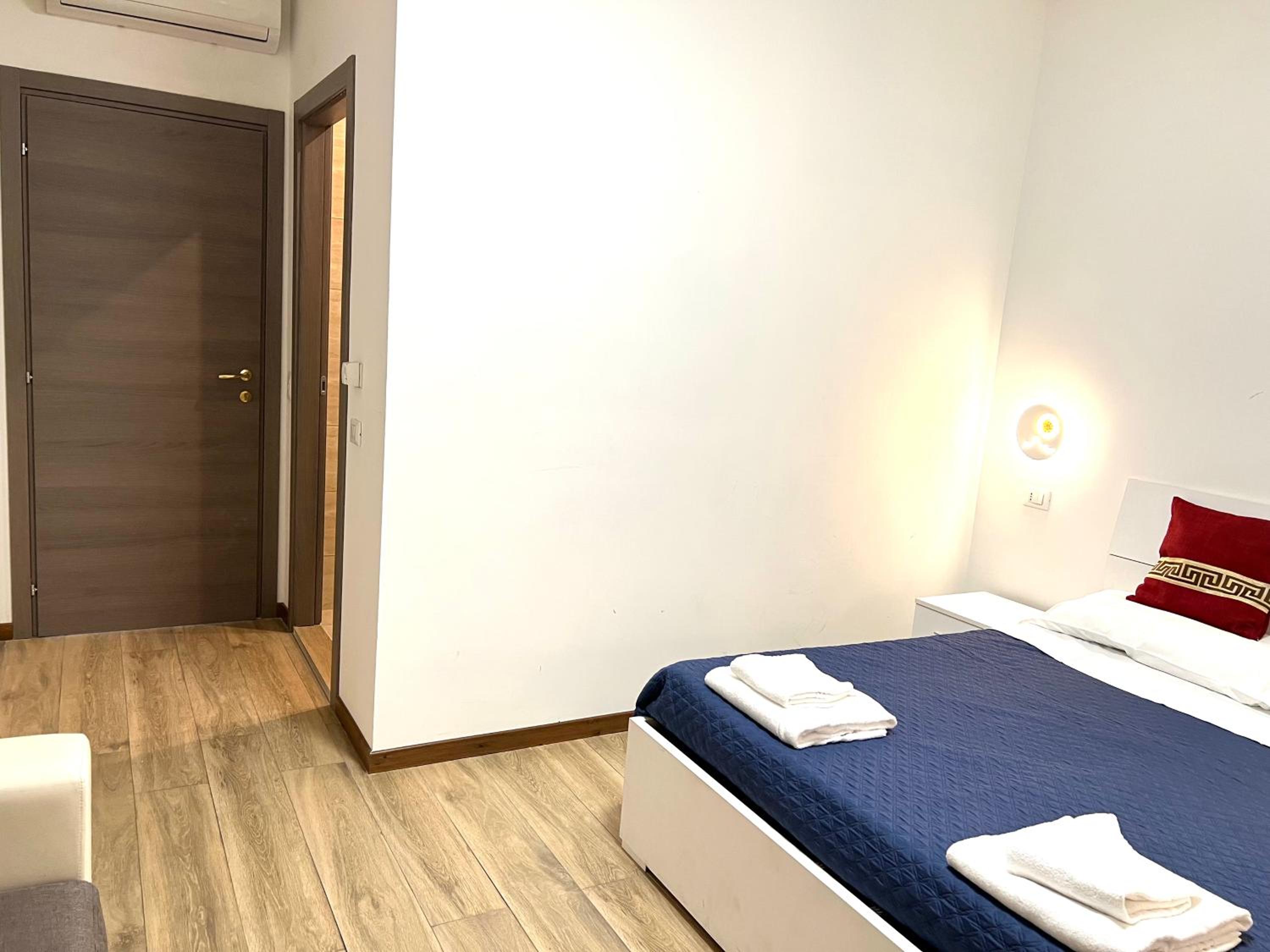 Queen Room - Photo 2