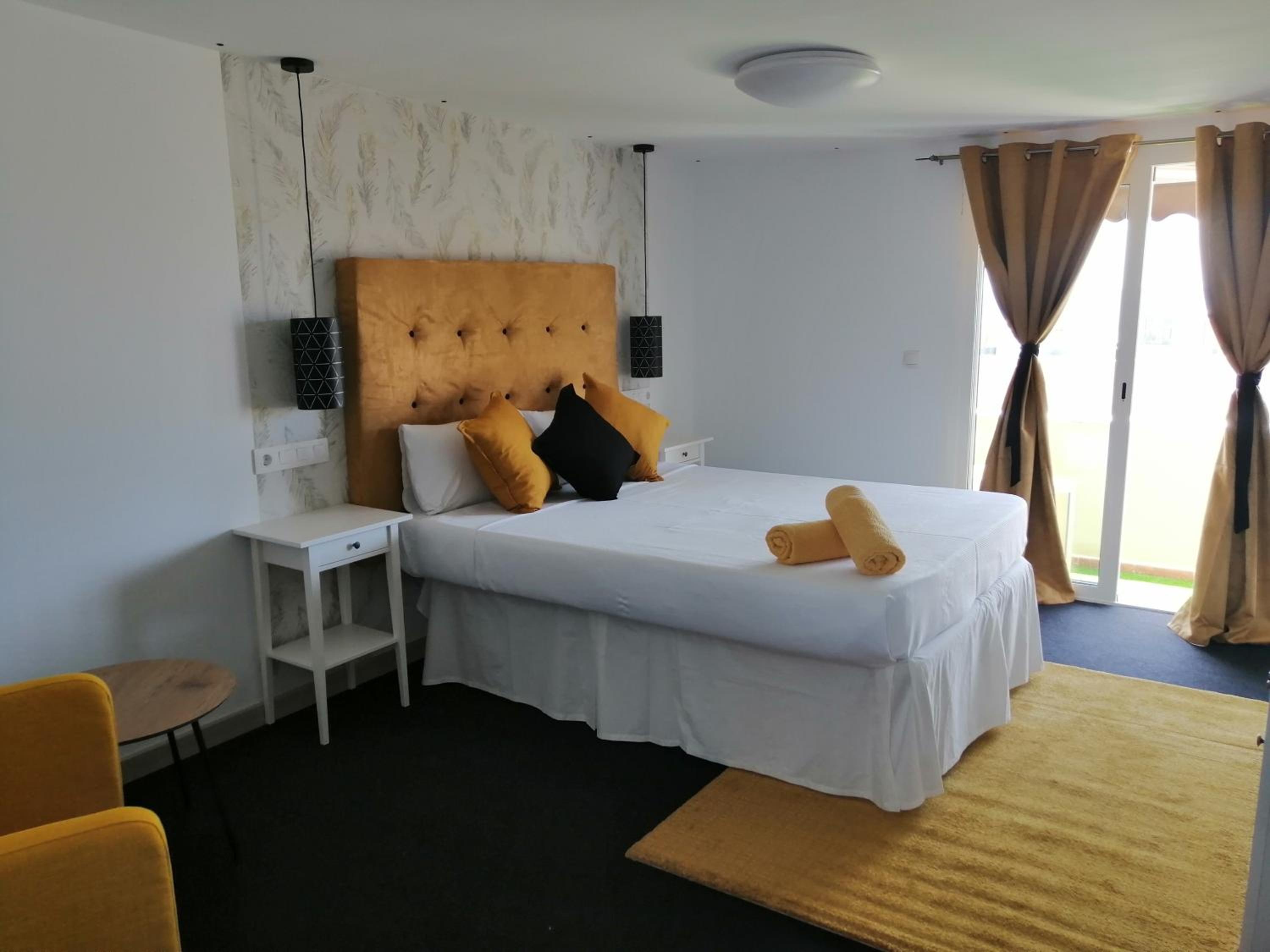 Habitación Doble con Baño Privado