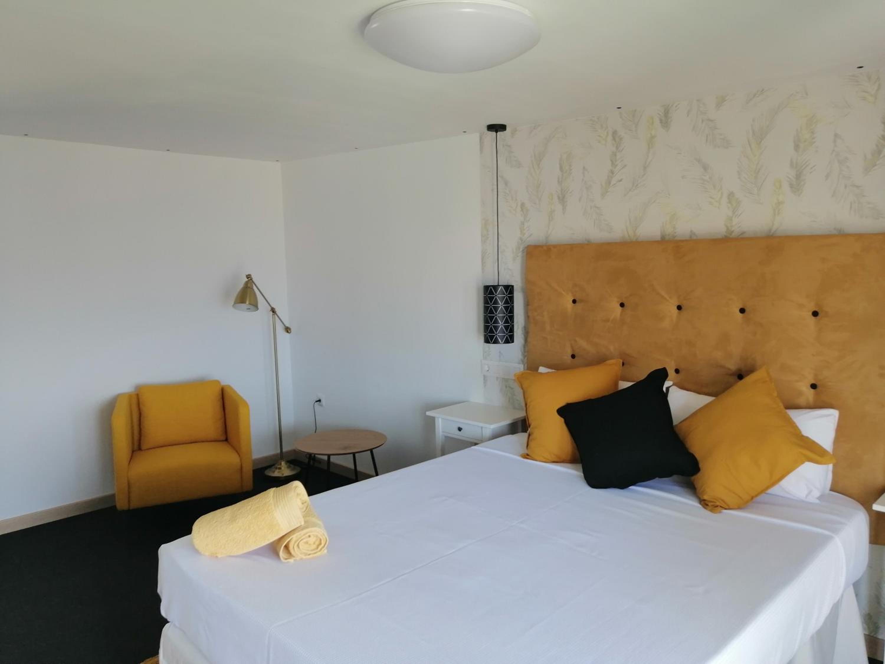 Habitación Doble con Baño Privado