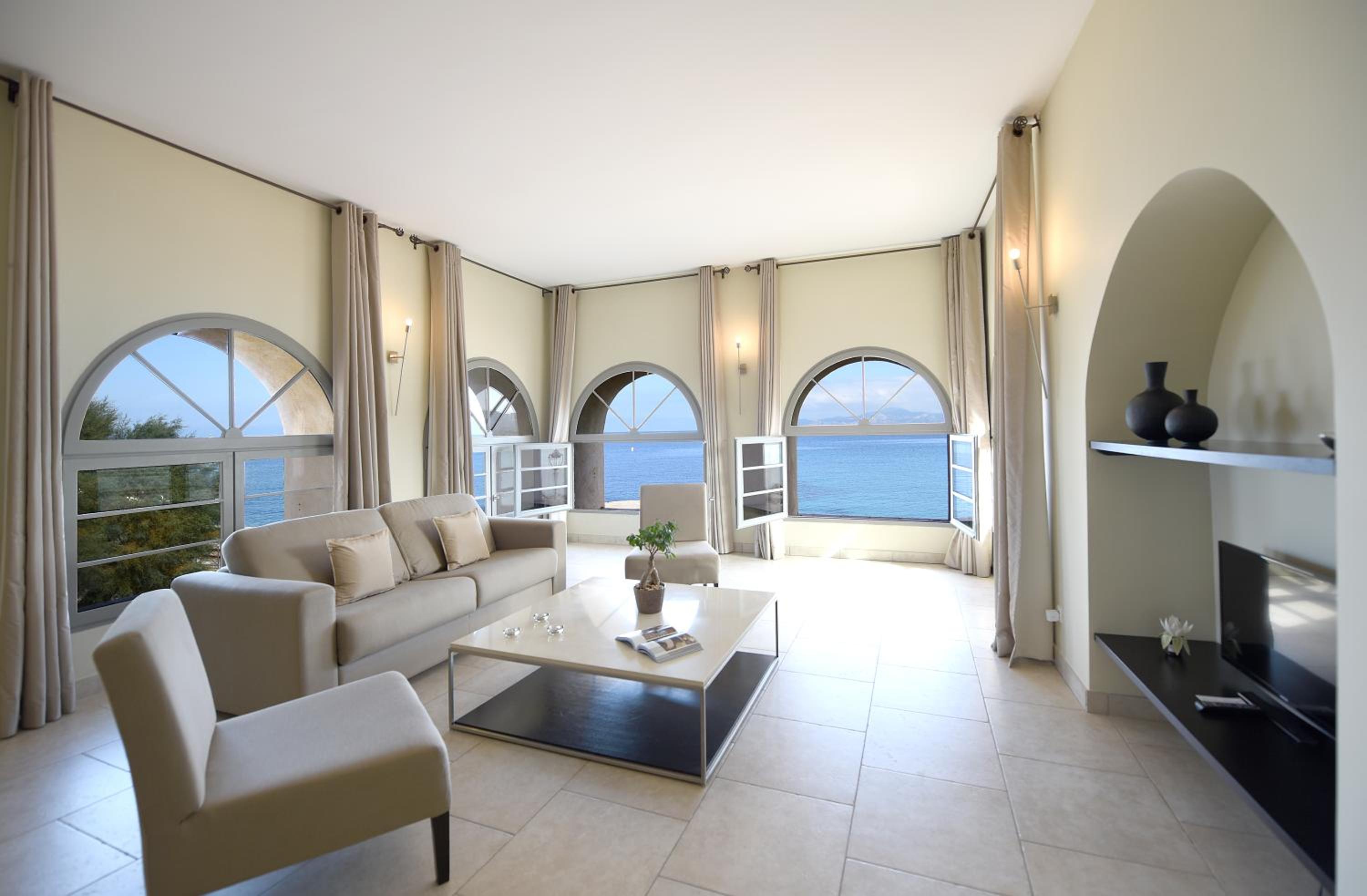 Prestige Suite - Photo 7