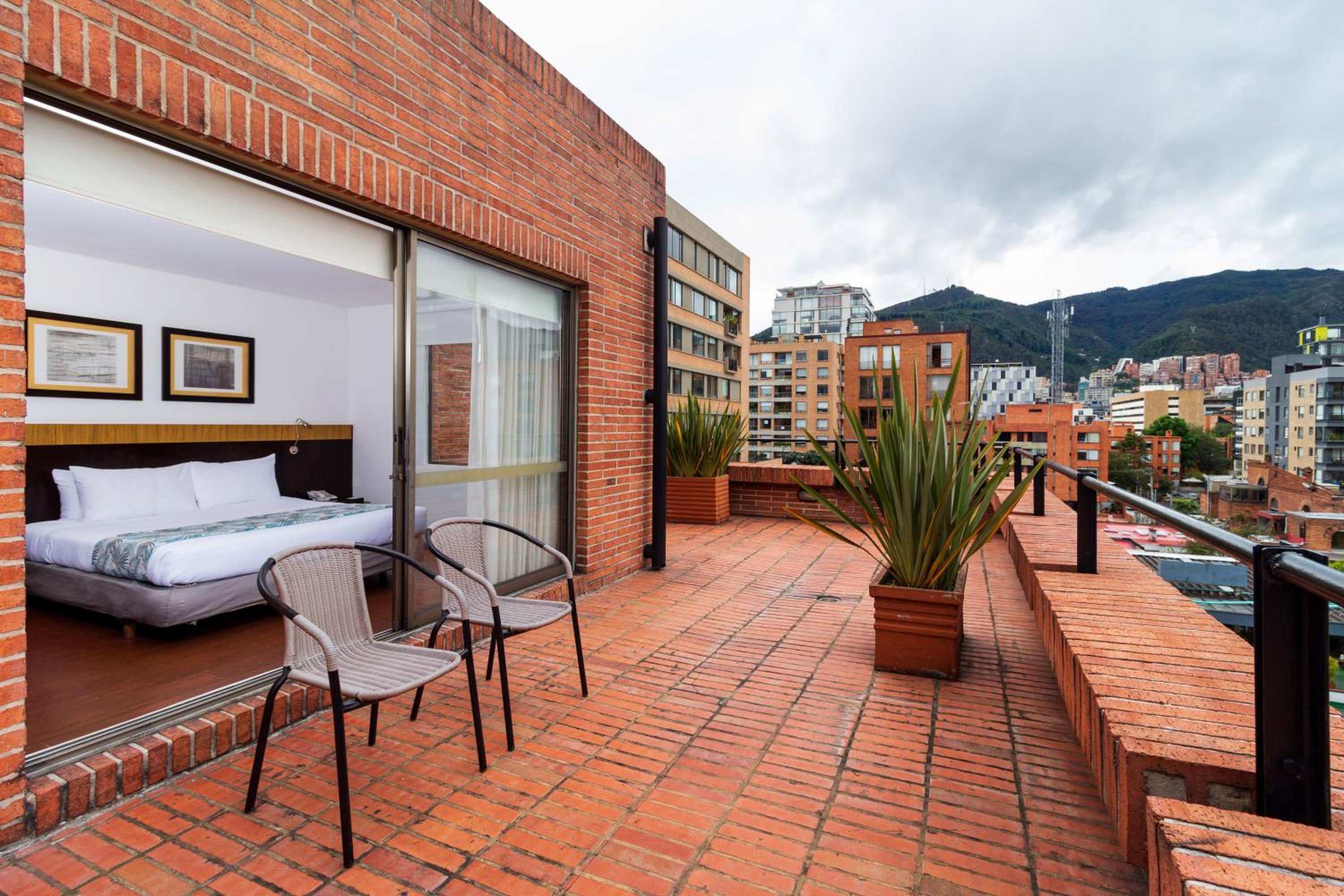 Superior Room with Terrace - Photo 26