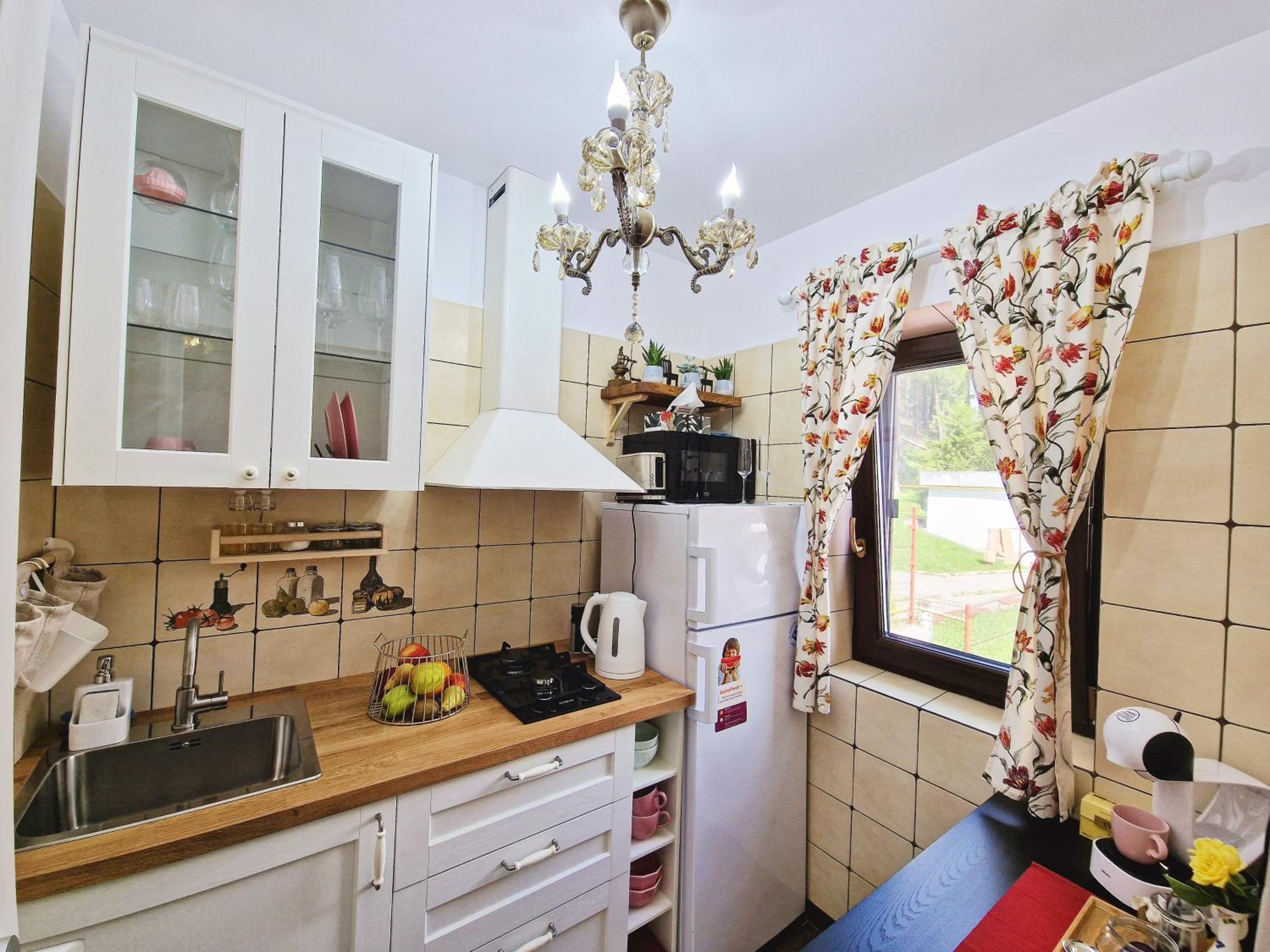 One-Bedroom Apartment - Photo 19