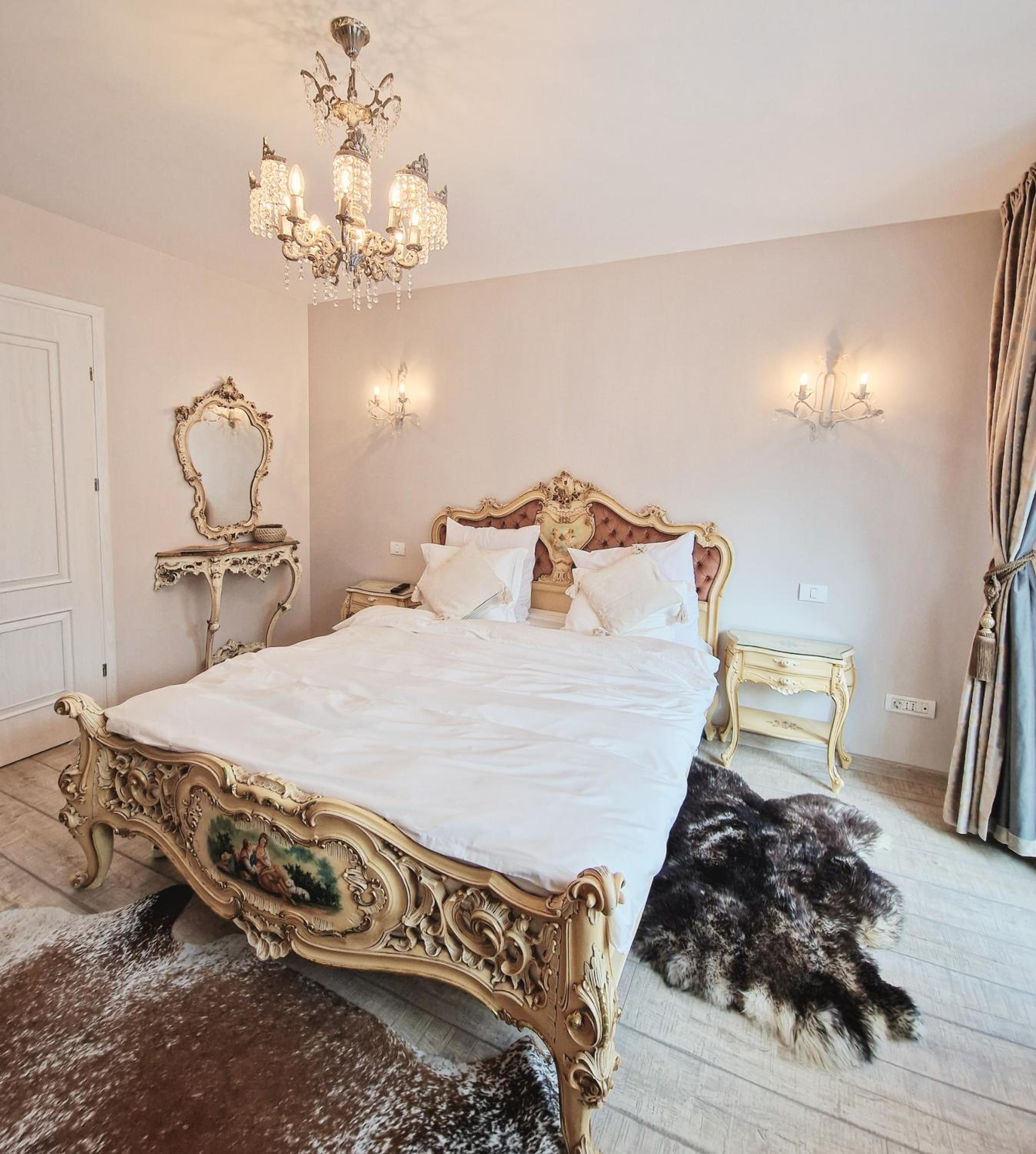 One-Bedroom Apartment - Photo 28